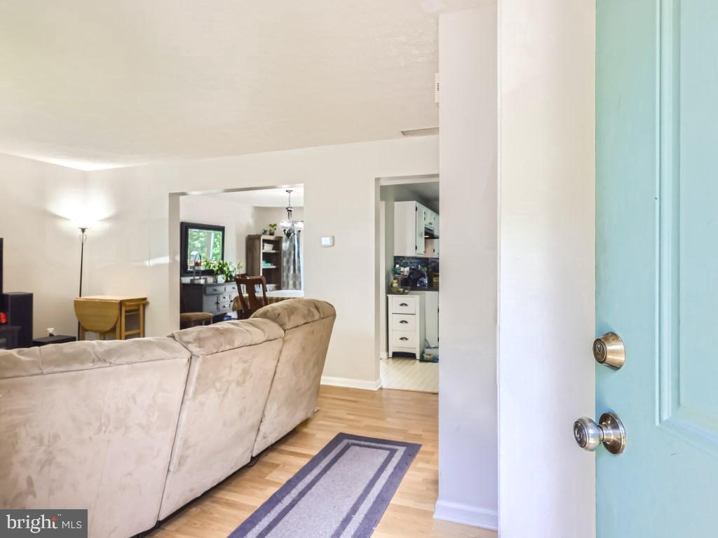 SOUTH HAMPTON - Residential