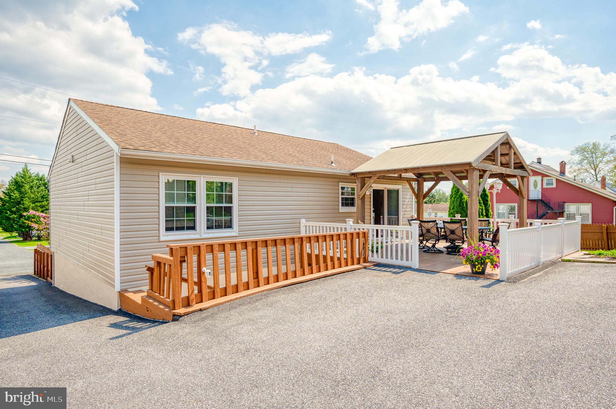 CHERRY HEIGHTS - Residential