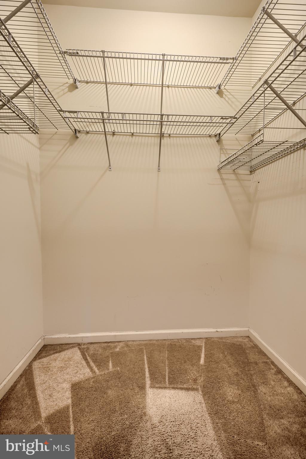 VILLAGE GRANDE - Residential