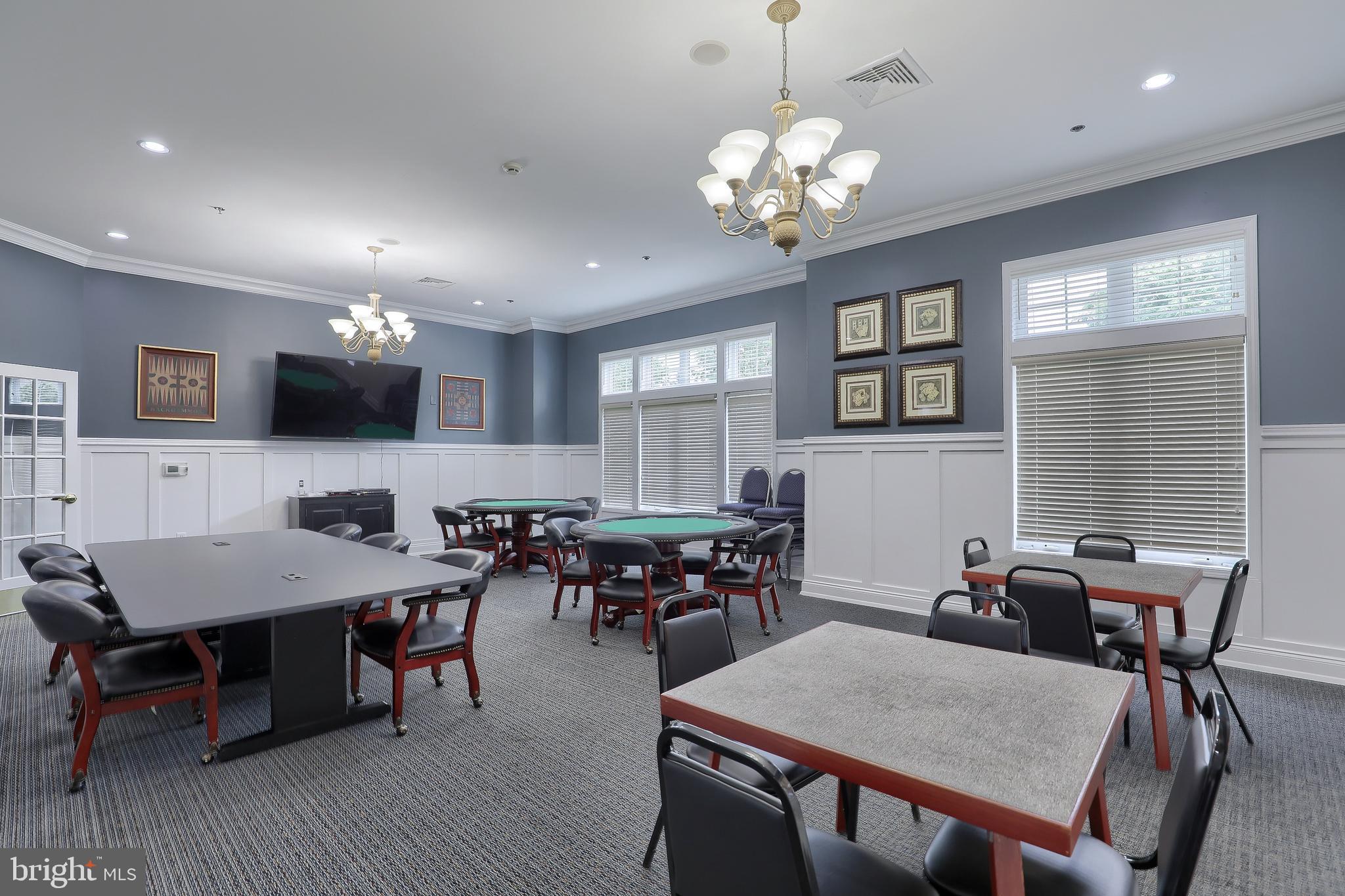 VILLAGE GRANDE - Residential