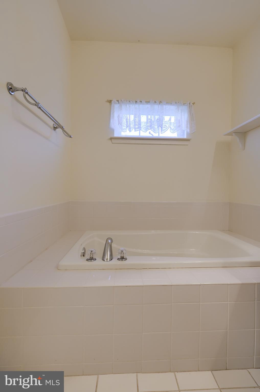 VILLAGE GRANDE - Residential