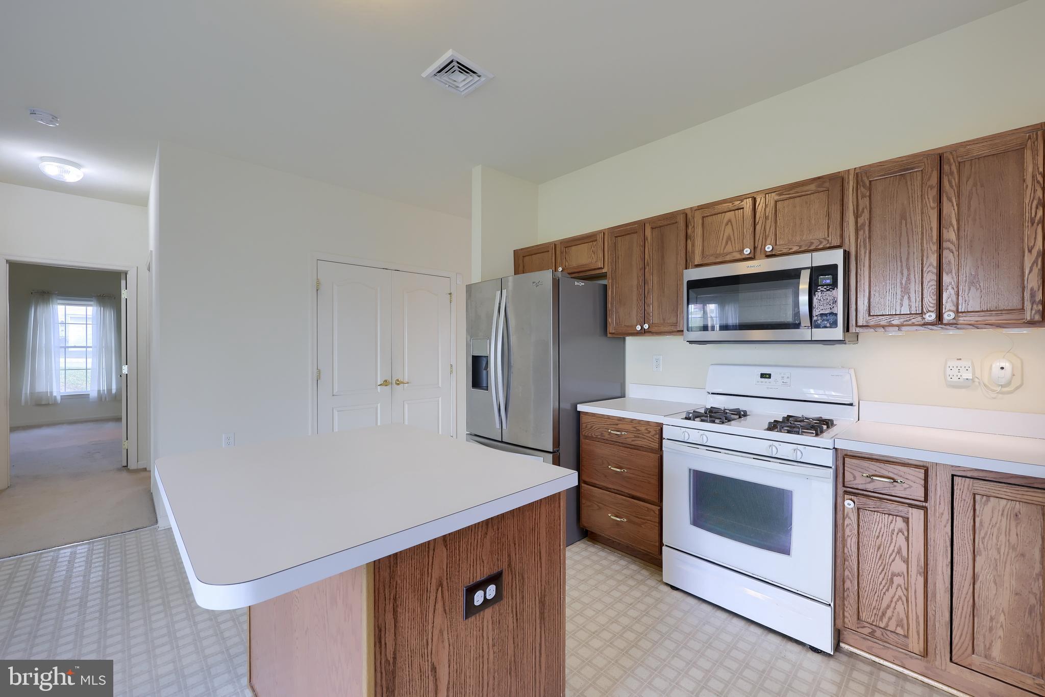 VILLAGE GRANDE - Residential