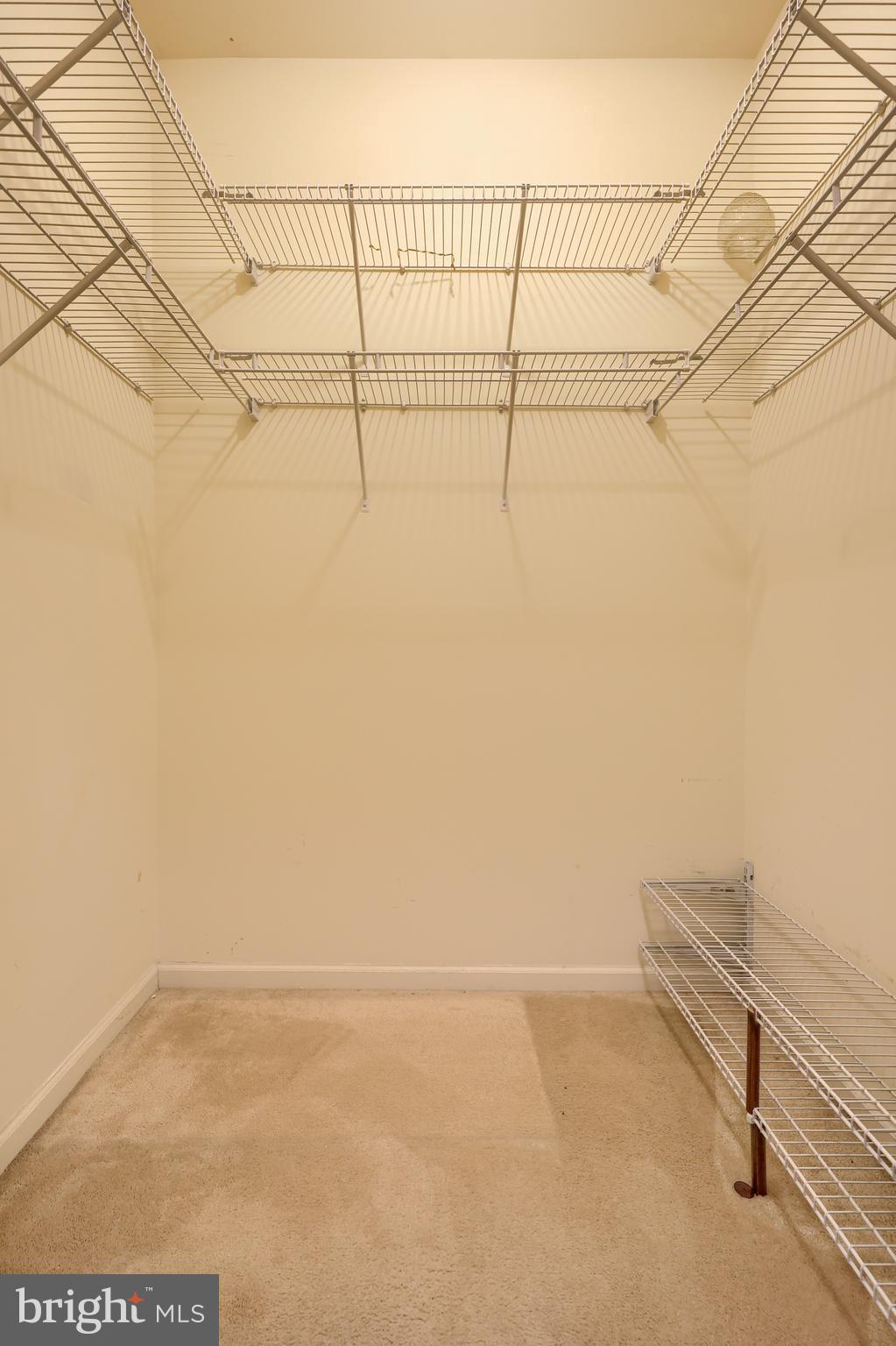 VILLAGE GRANDE - Residential