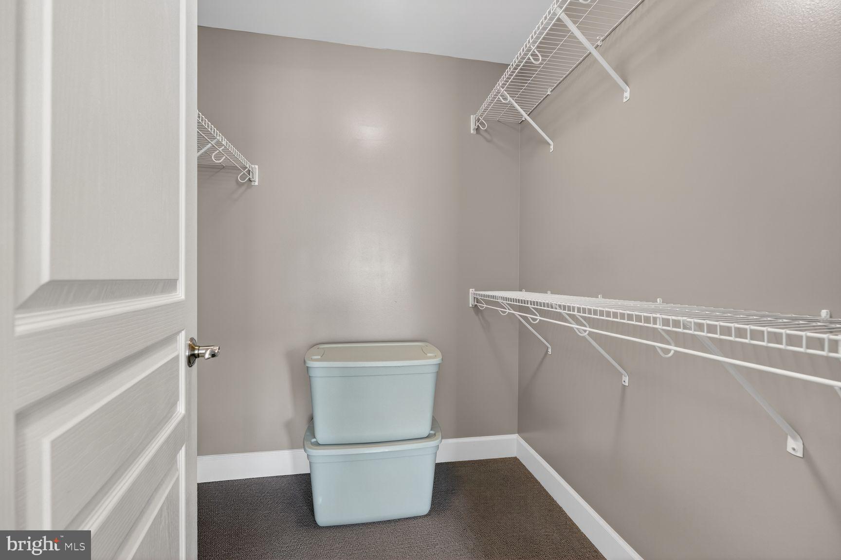 BRADLEY SQUARE - Residential
