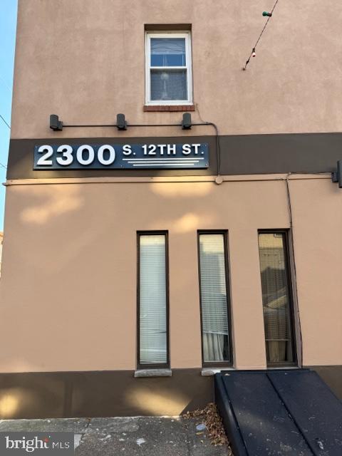 Two story one bedroom apartment for rent. It is in great condition with central air, hardwood floors, new refrigerator, outdoor deck, washer and dryer on premises! $1500 a month and owner pays water bill. This is a great deal!