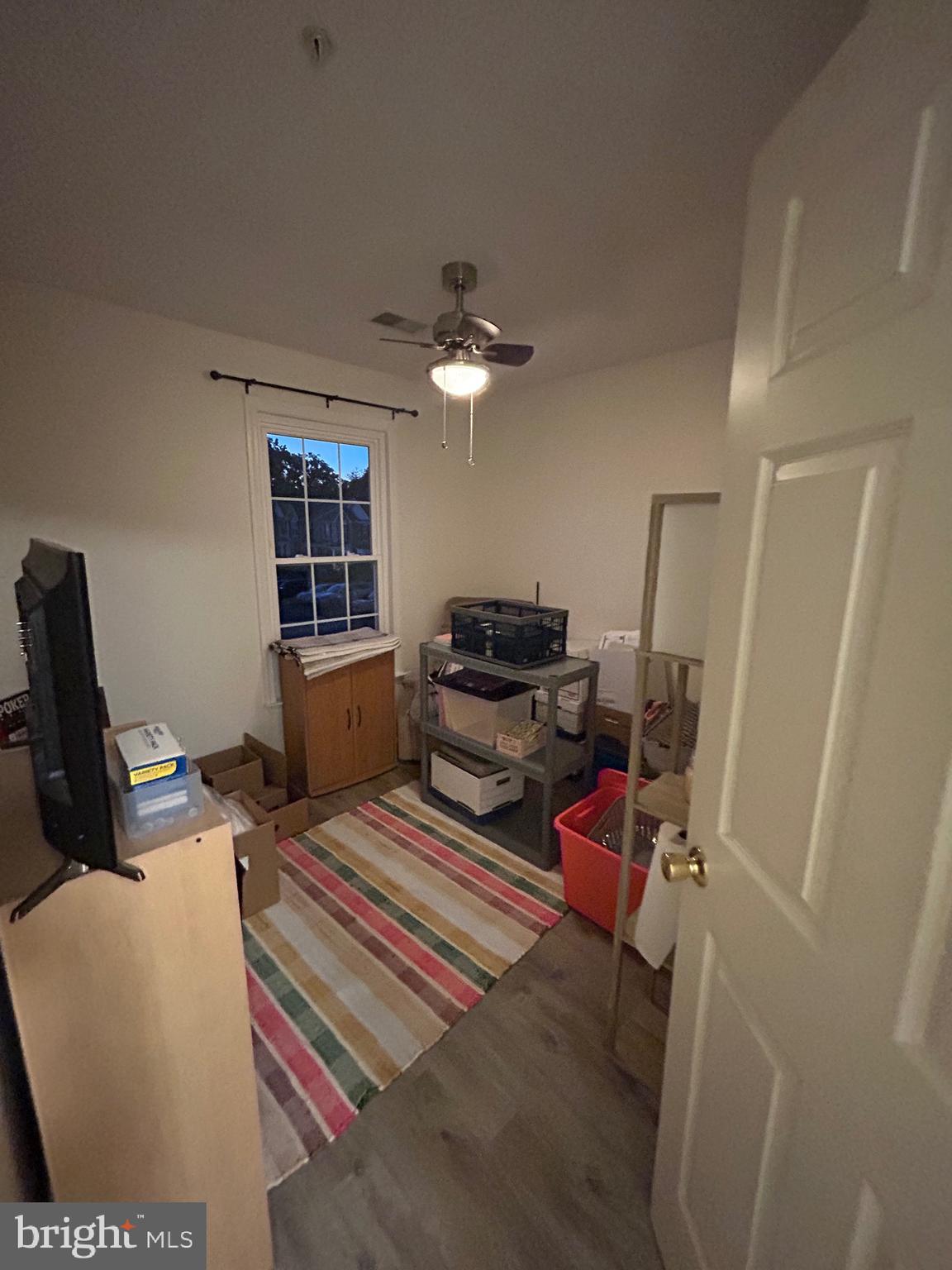 SEVEN OAKS - Residential Lease