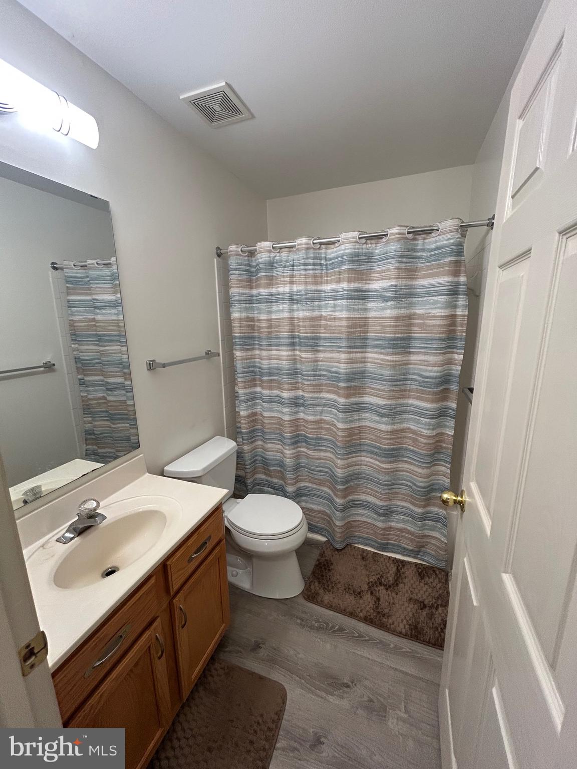 SEVEN OAKS - Residential Lease