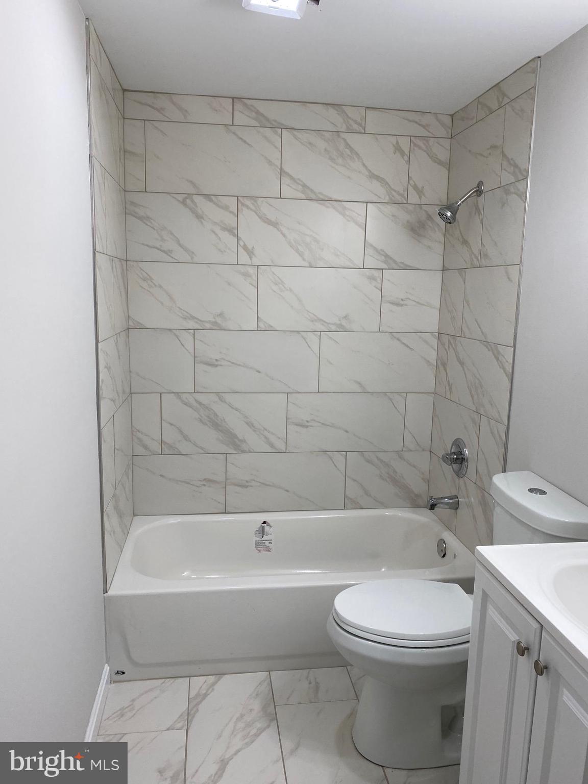 NORTH POINT VILLAGE - Residential Lease