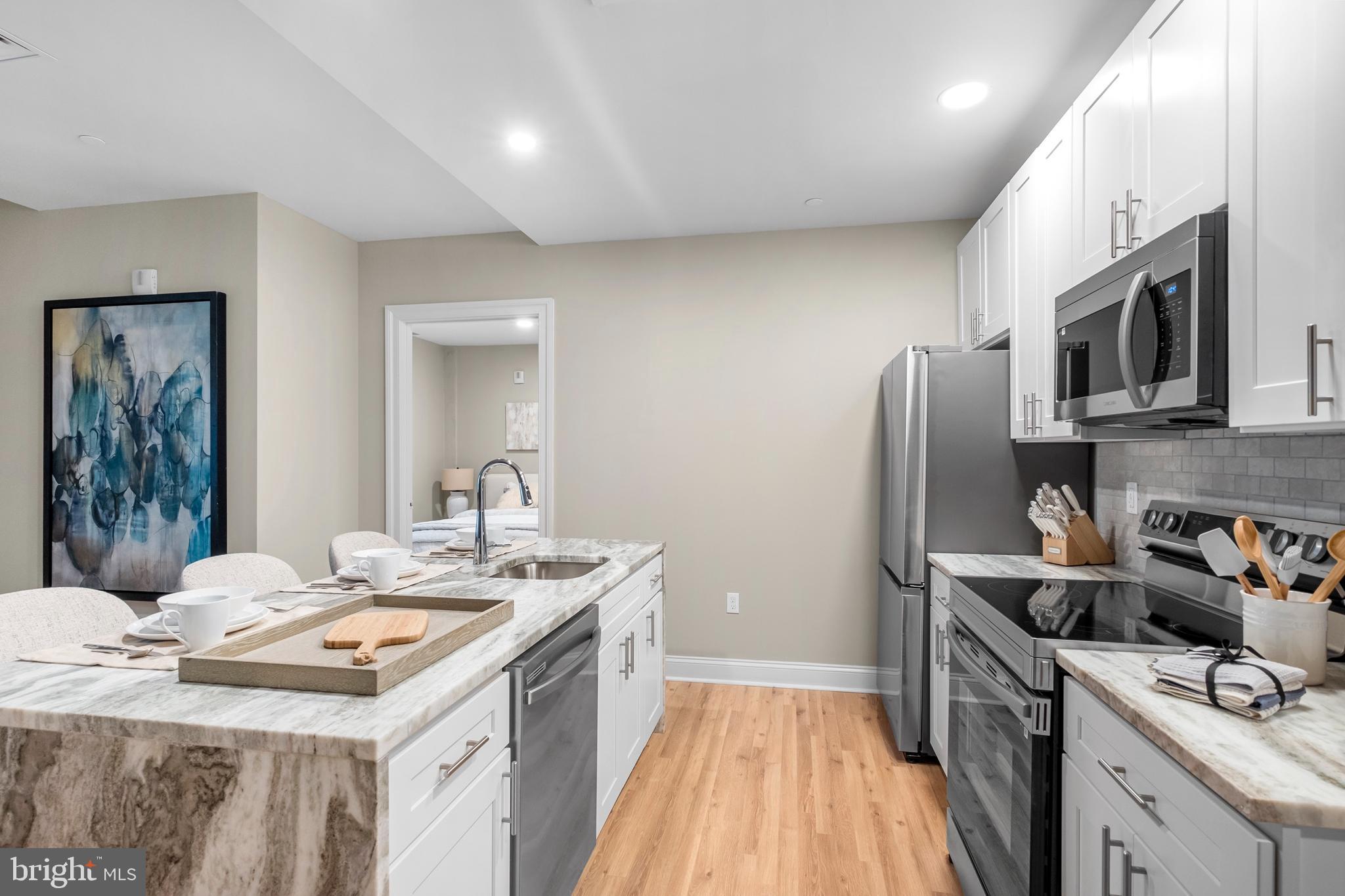 RITTENHOUSE SQUARE - Residential Lease