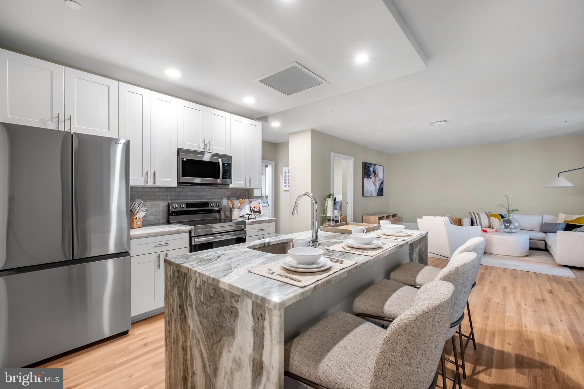 RITTENHOUSE SQUARE - Residential Lease