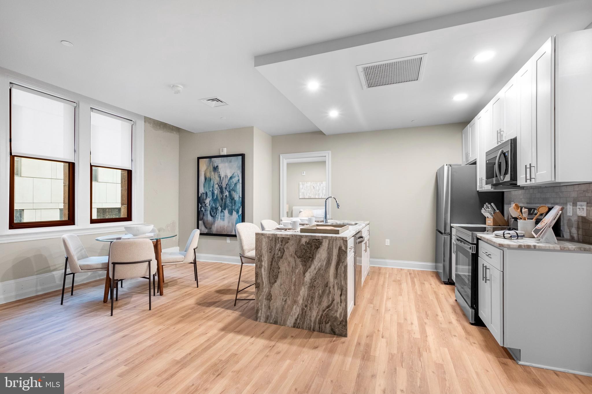 RITTENHOUSE SQUARE - Residential Lease