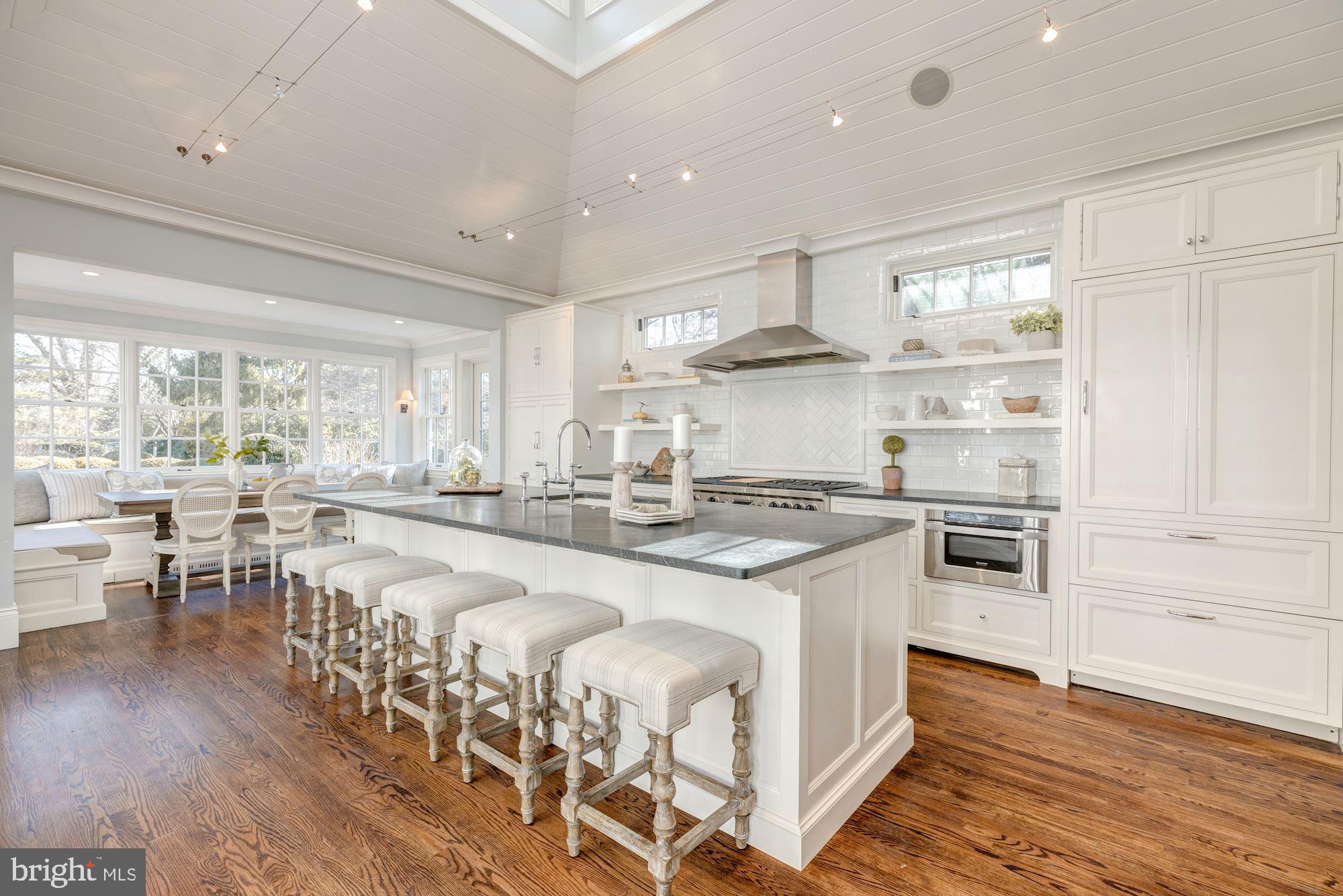 COUNTRYSIDE - Residential