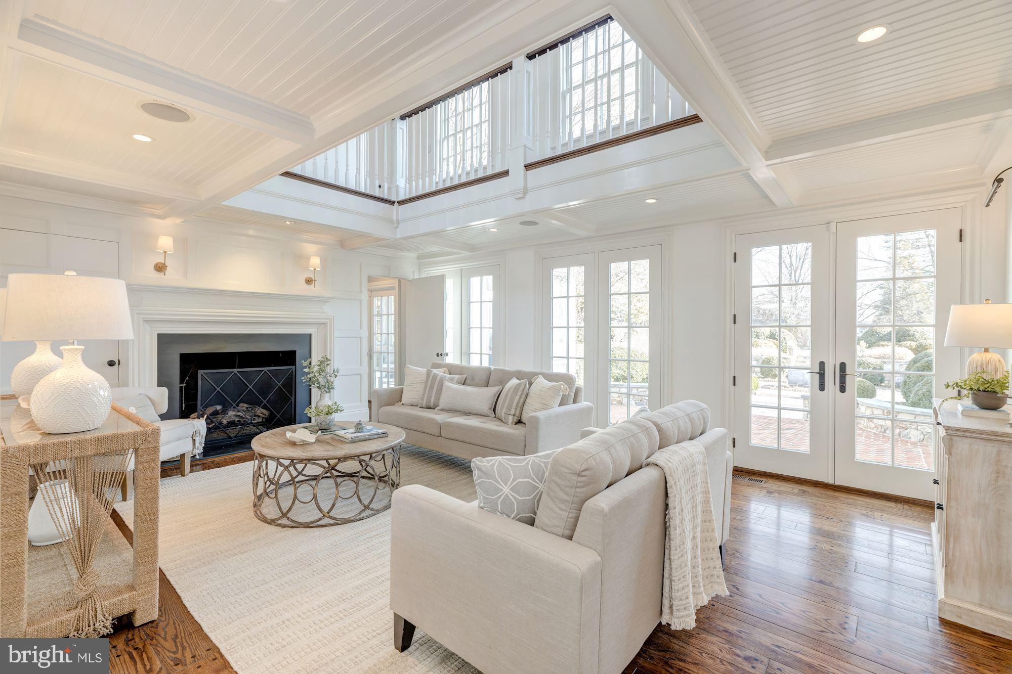 COUNTRYSIDE - Residential