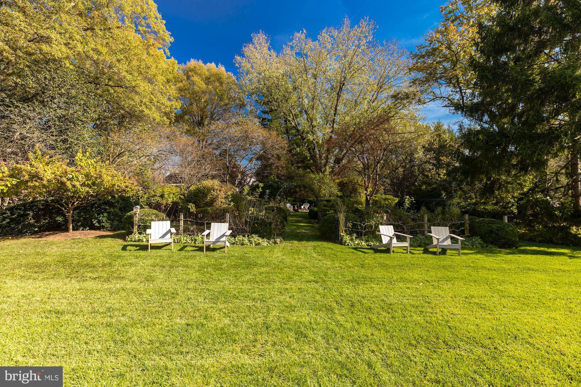 COUNTRYSIDE - Residential