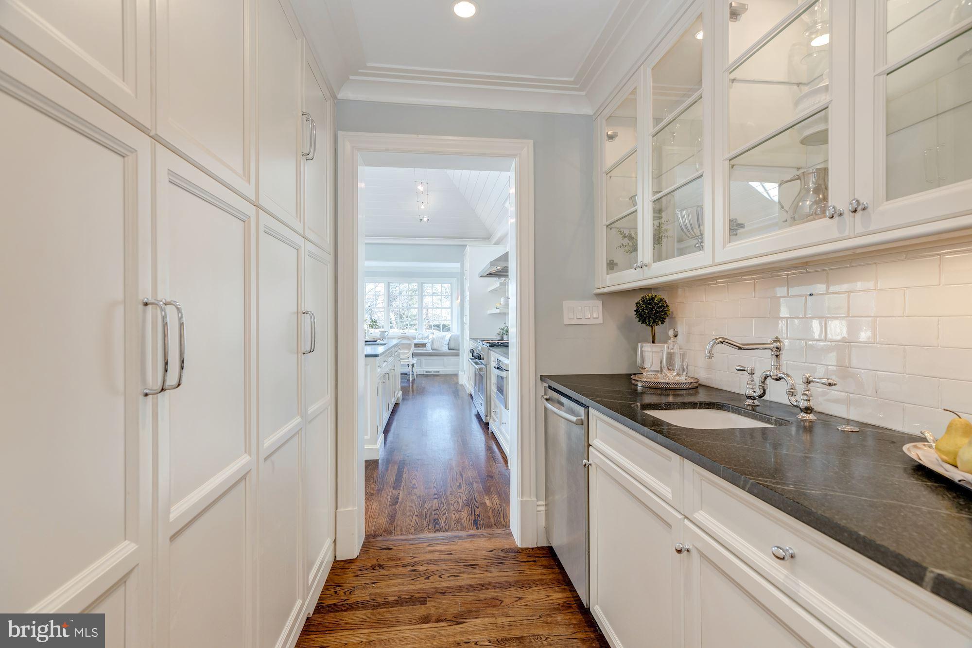 COUNTRYSIDE - Residential