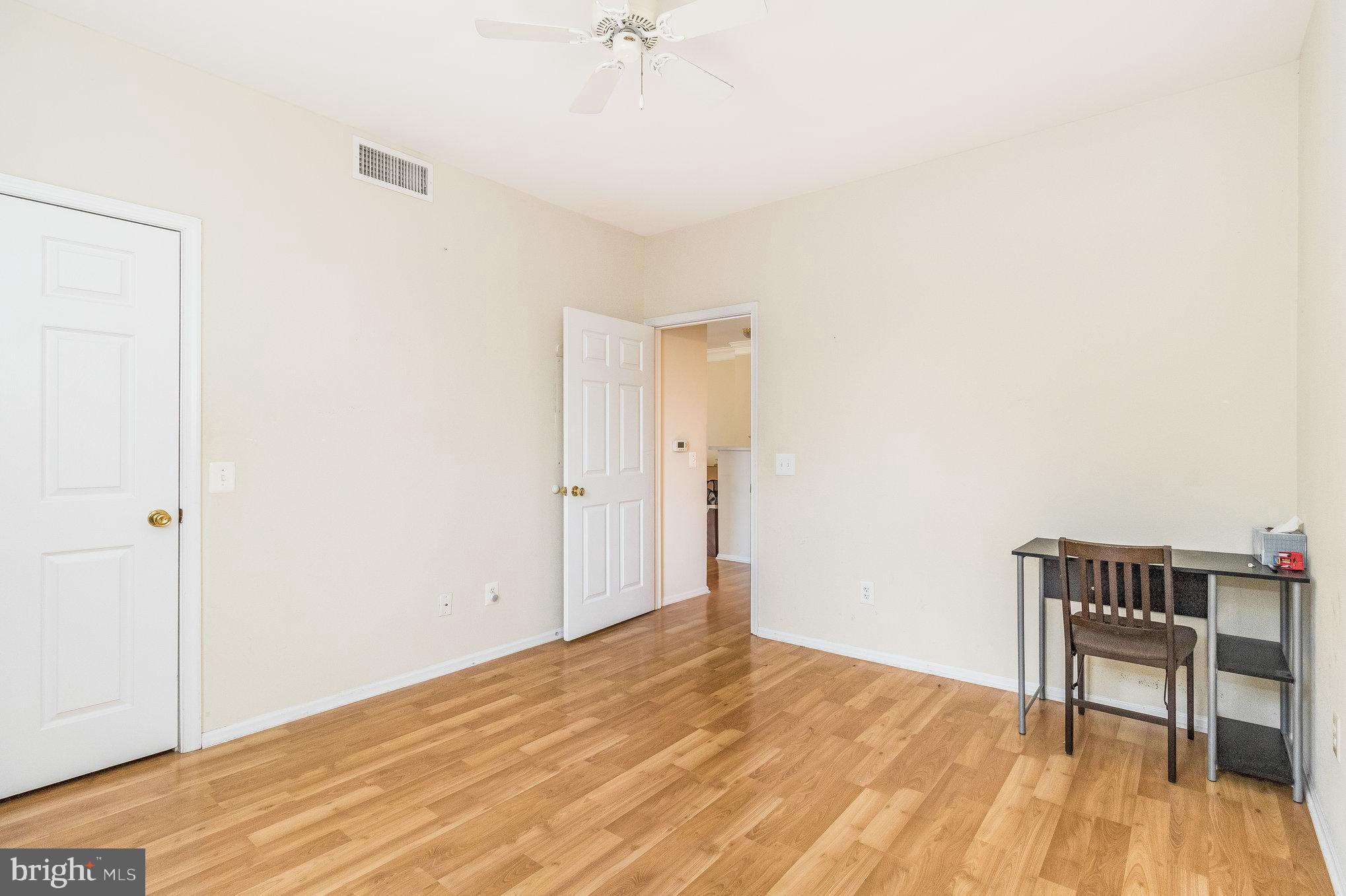 GATES OF MCLEAN - Residential Lease