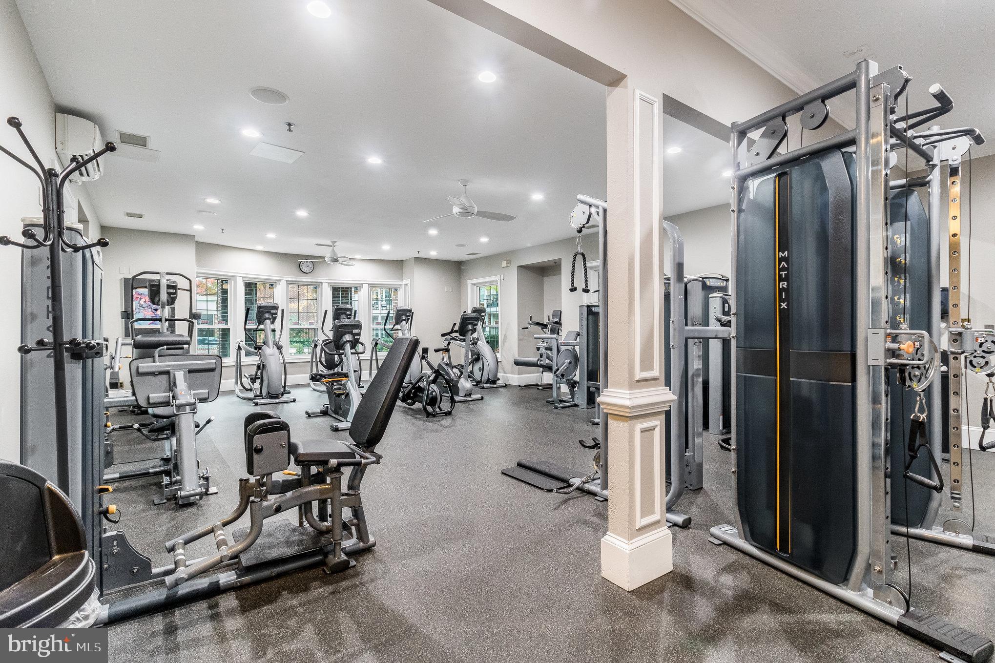 GATES OF MCLEAN - Residential Lease