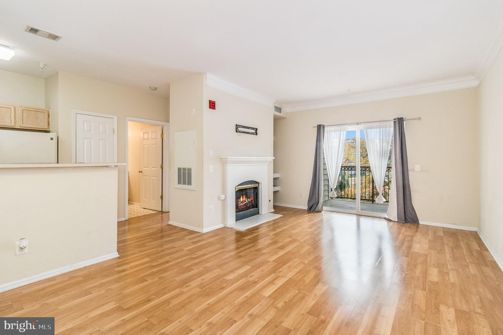 GATES OF MCLEAN - Residential Lease