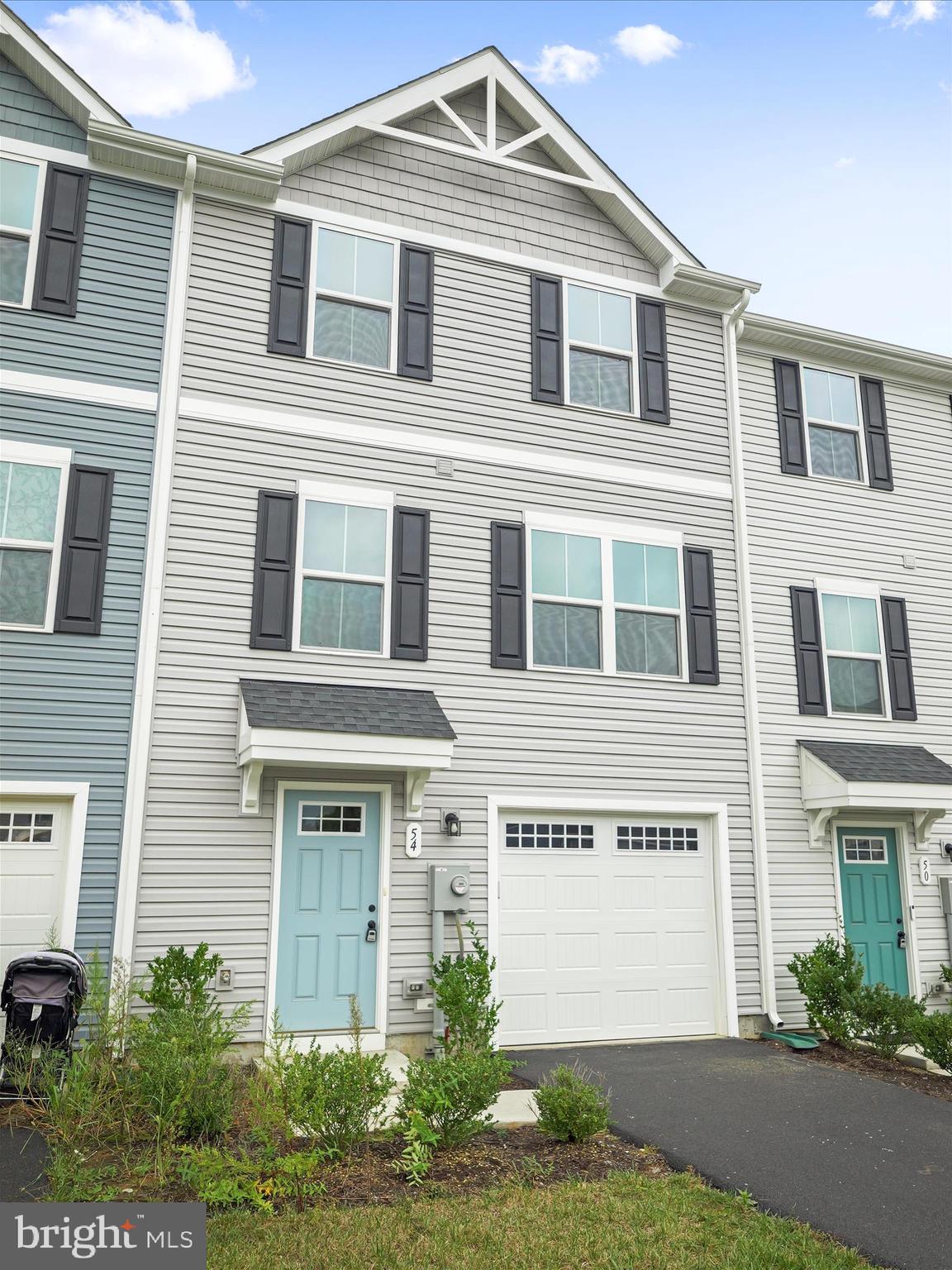 THE LAKES AT MARTINSBURG - Residential