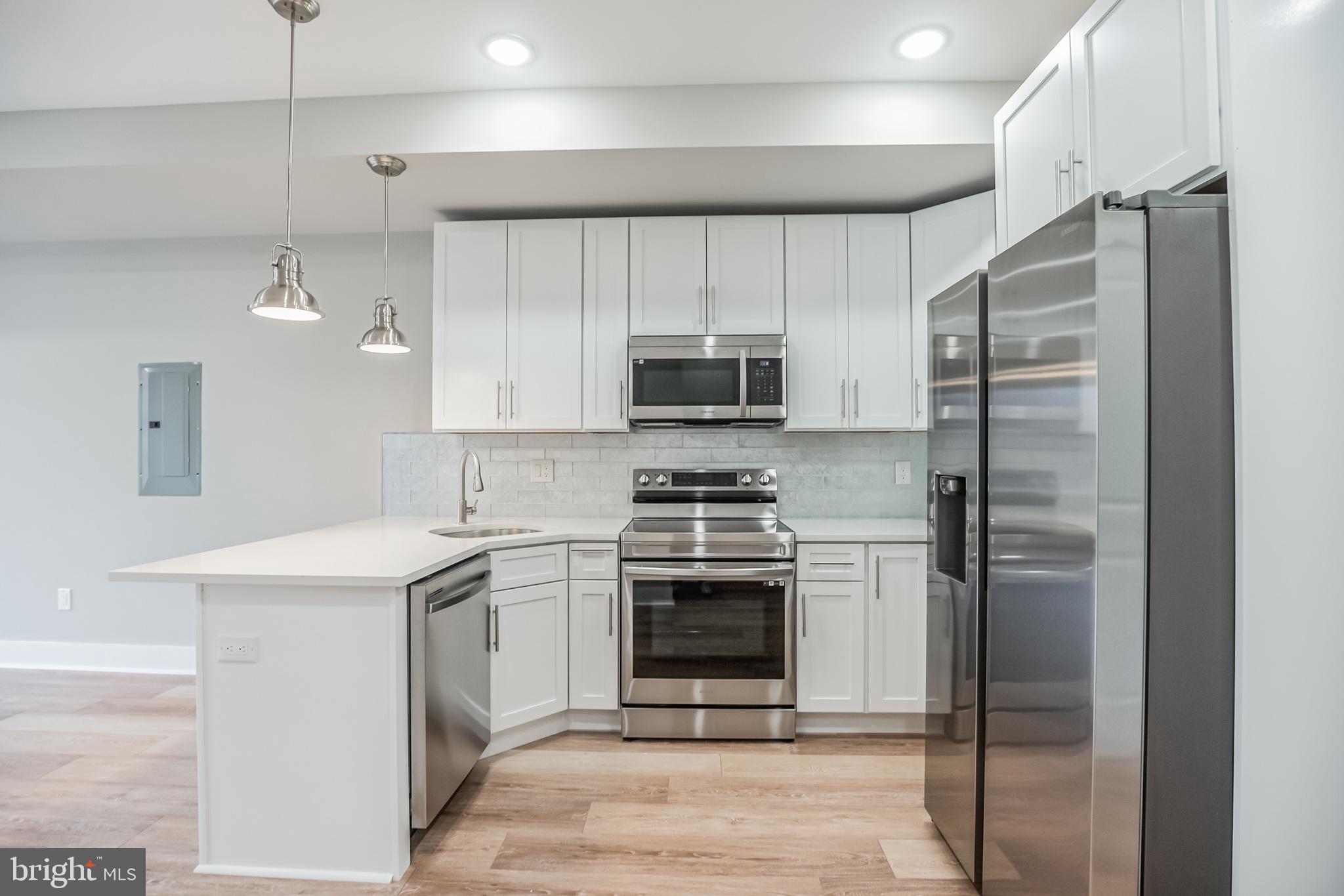 EAST KENSINGTON - Residential Lease