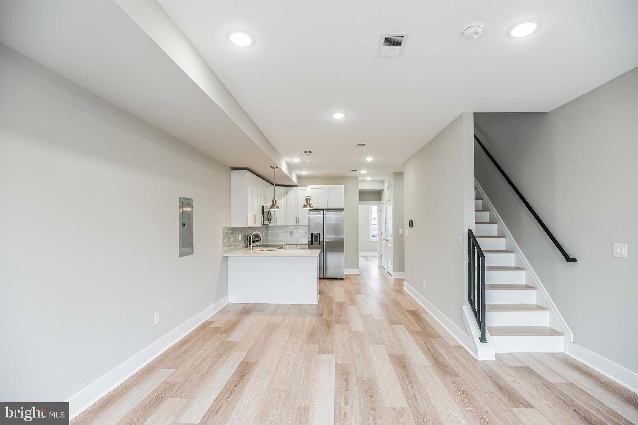 EAST KENSINGTON - Residential Lease