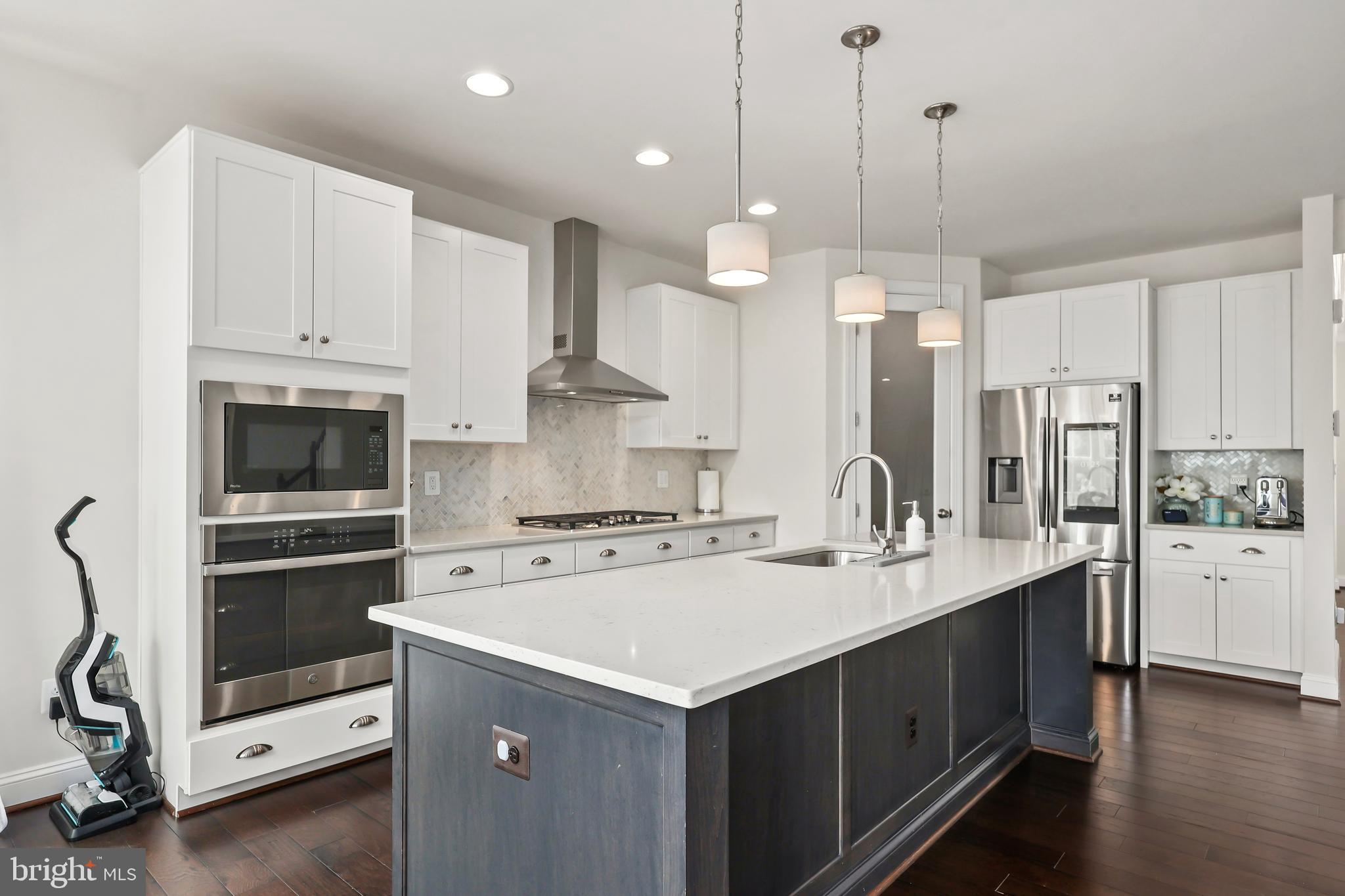 CAYDEN RIDGE - Residential