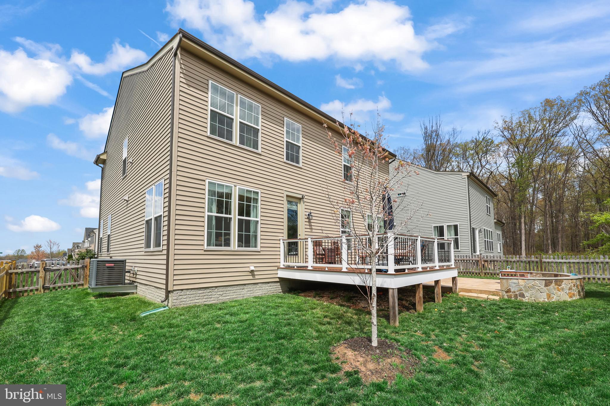 CAYDEN RIDGE - Residential