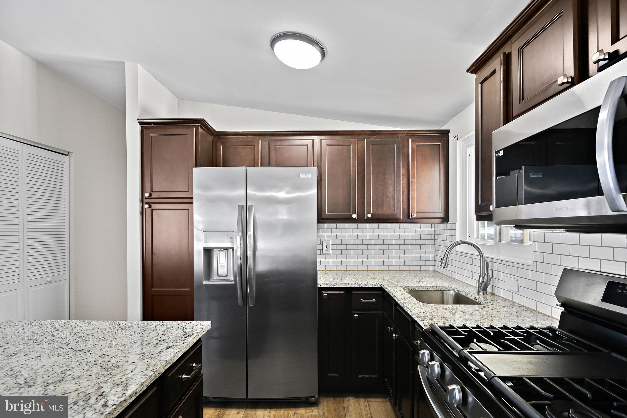 THE MEADOWS - Residential