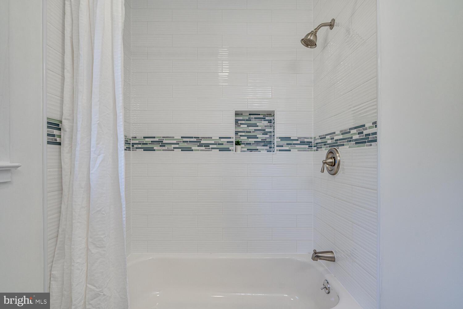 ASPEN HILL PARK - Residential