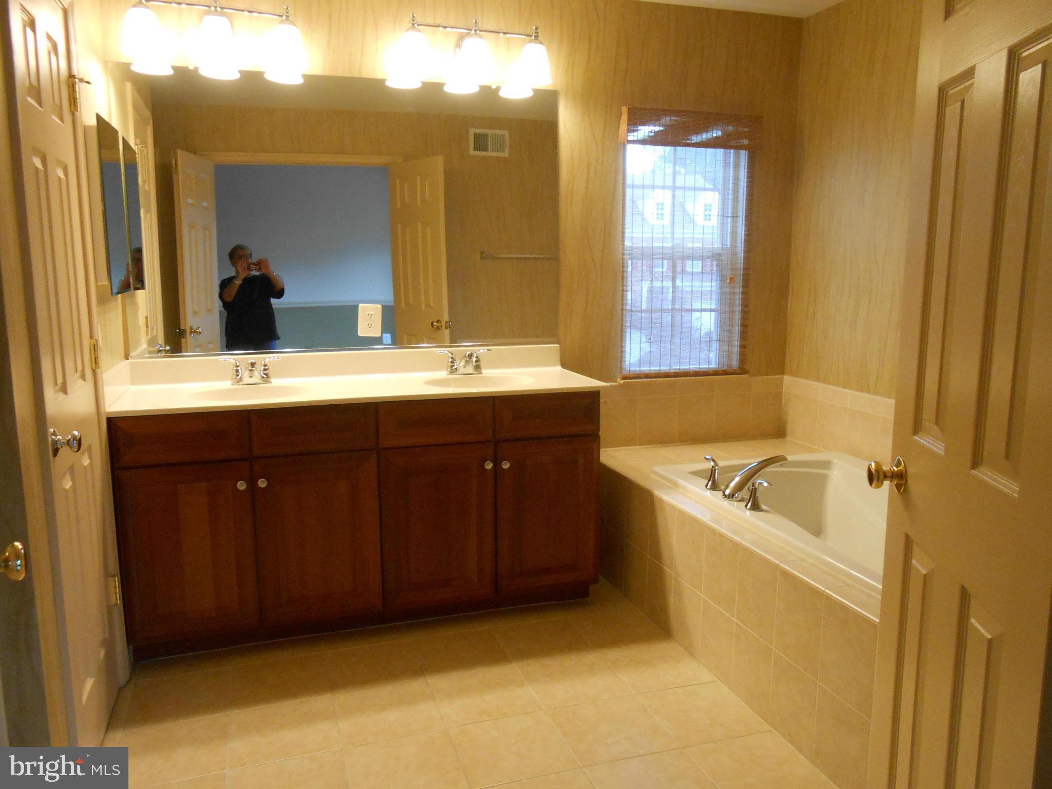 ORCHID PARK OF WILDEWOOD - Residential Lease