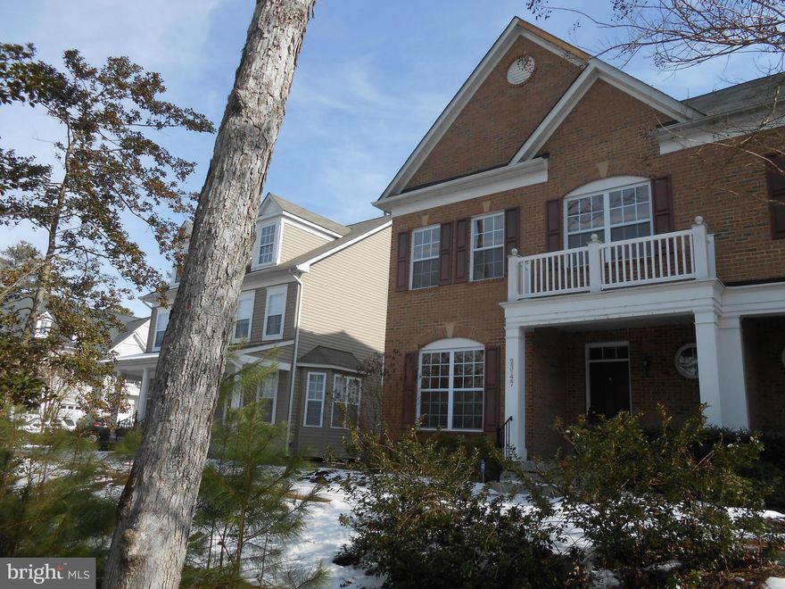 WOW!! Beautiful Duet style former model home for Stanley Martin Builders! 3/4 bedrooms,3.5 bath,gas fireplace garage full finished walk out basement,hardwood floors washer and dryer . rent includes pool membership and trash removal. Pets are case by case