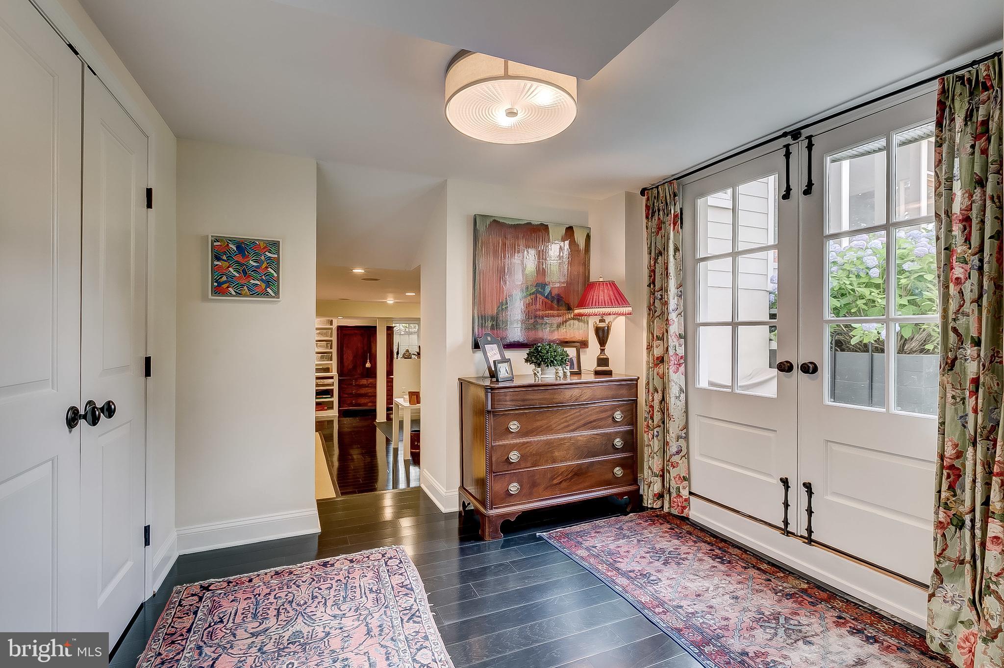 MY LADY'S MANOR - Residential