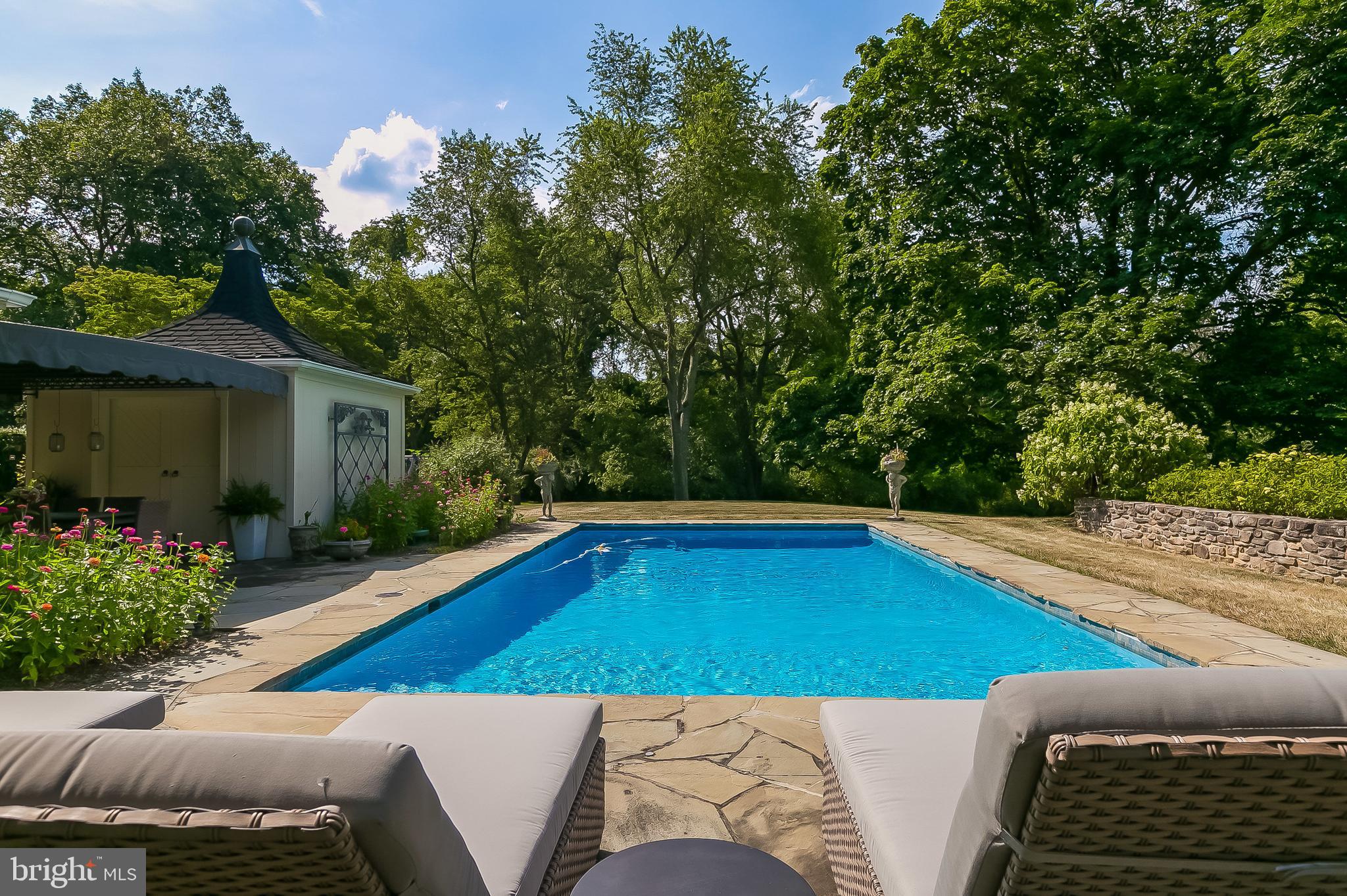 MY LADY'S MANOR - Residential