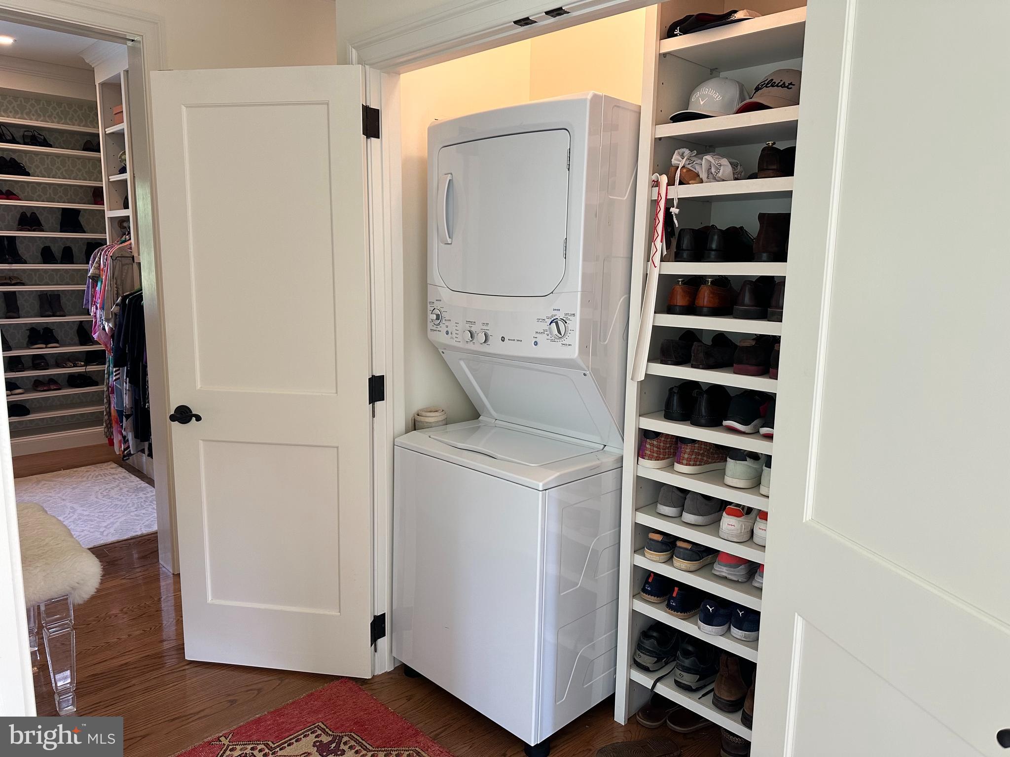 MY LADY'S MANOR - Residential