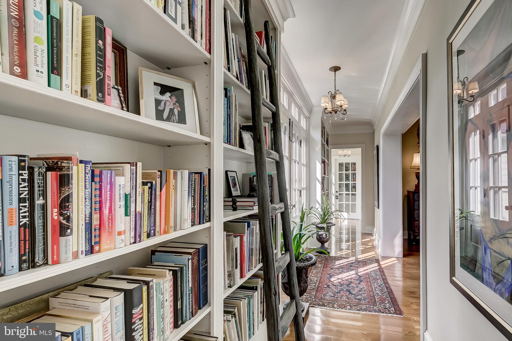 MY LADY'S MANOR - Residential