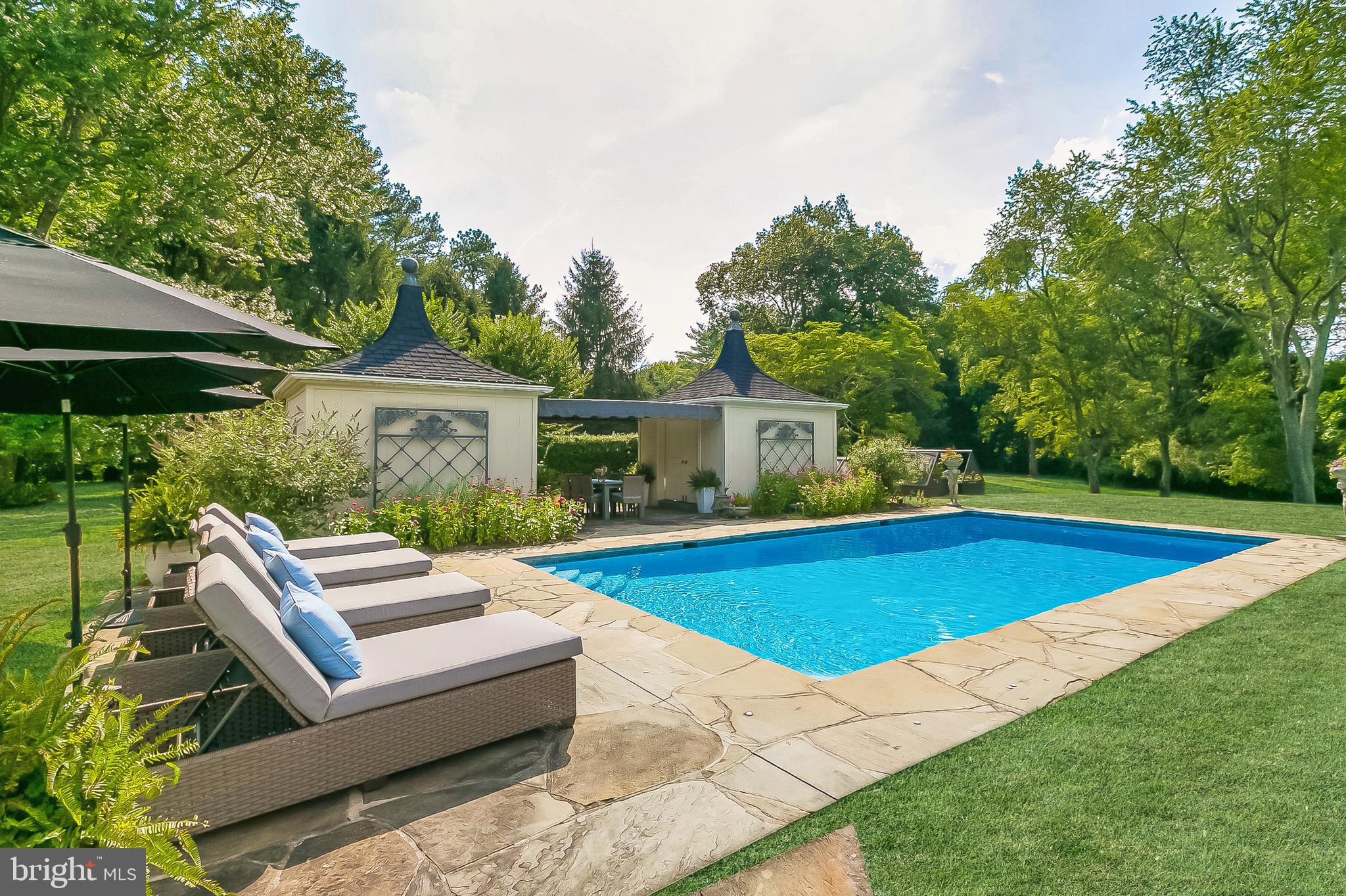 MY LADY'S MANOR - Residential