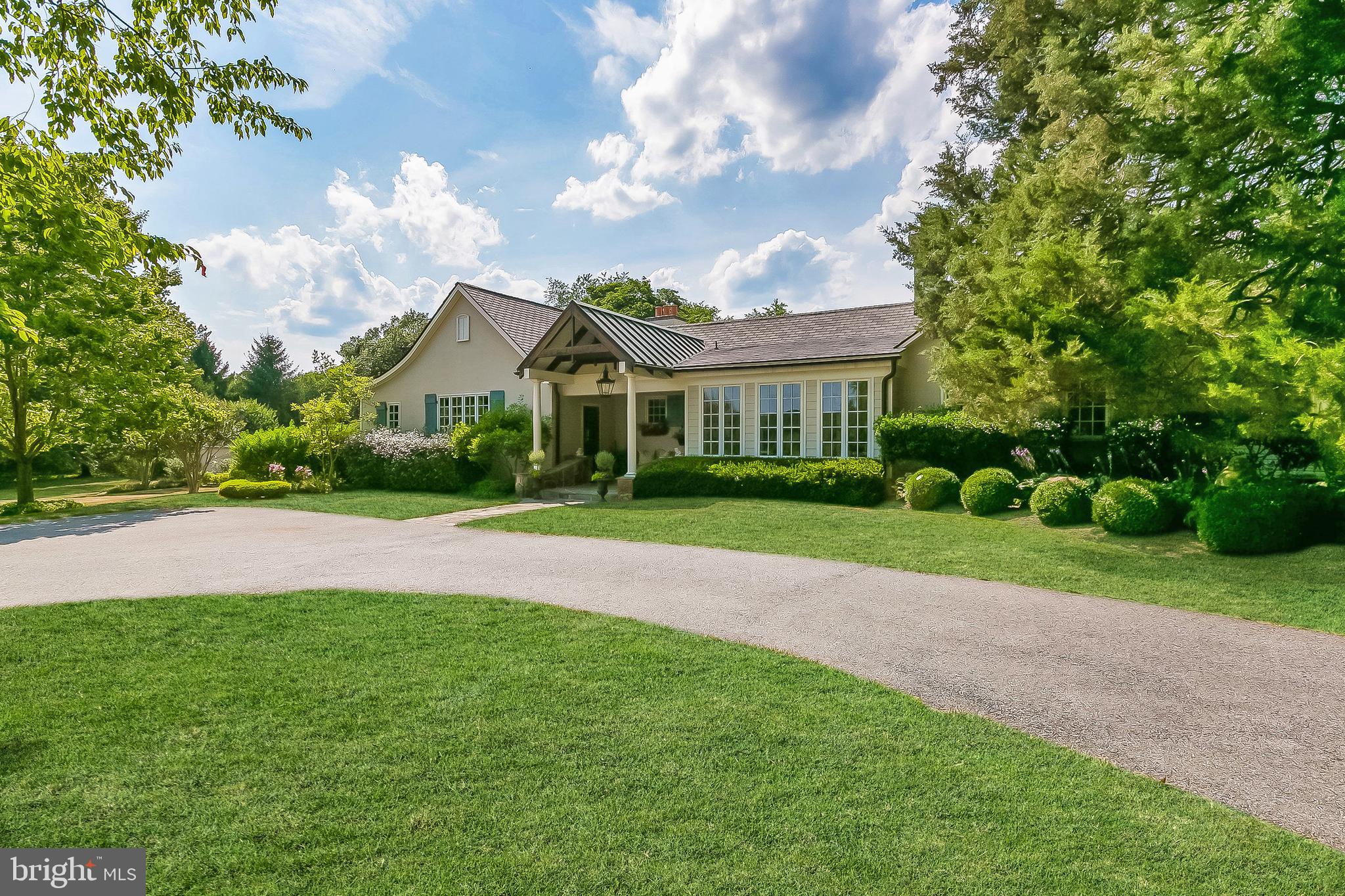 MY LADY'S MANOR - Residential