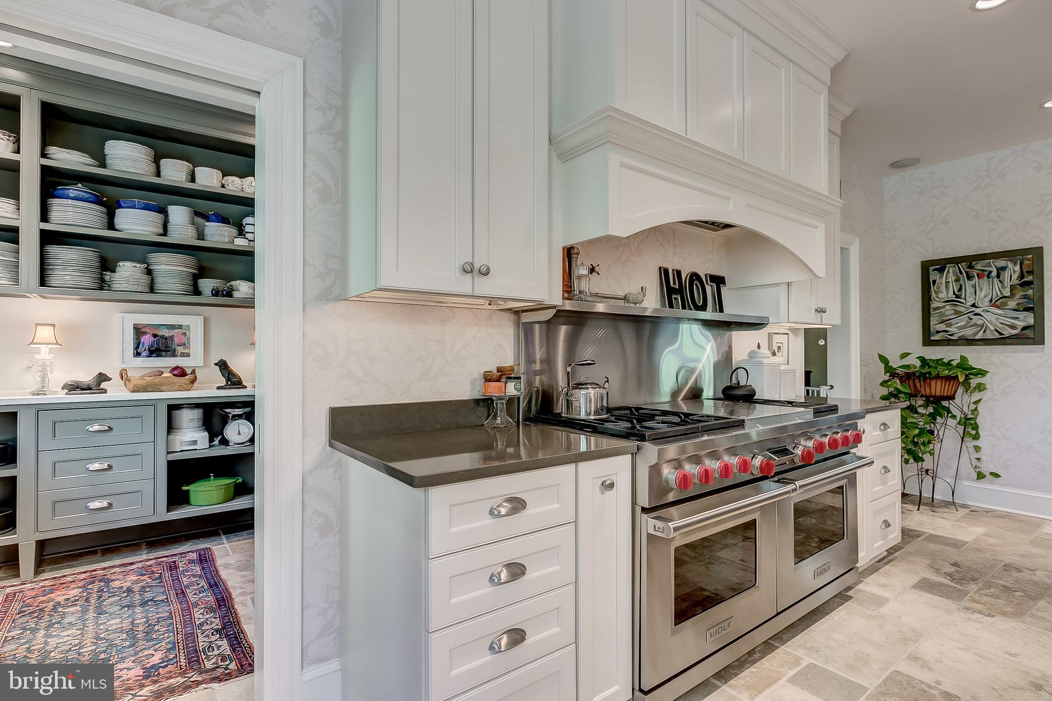 MY LADY'S MANOR - Residential