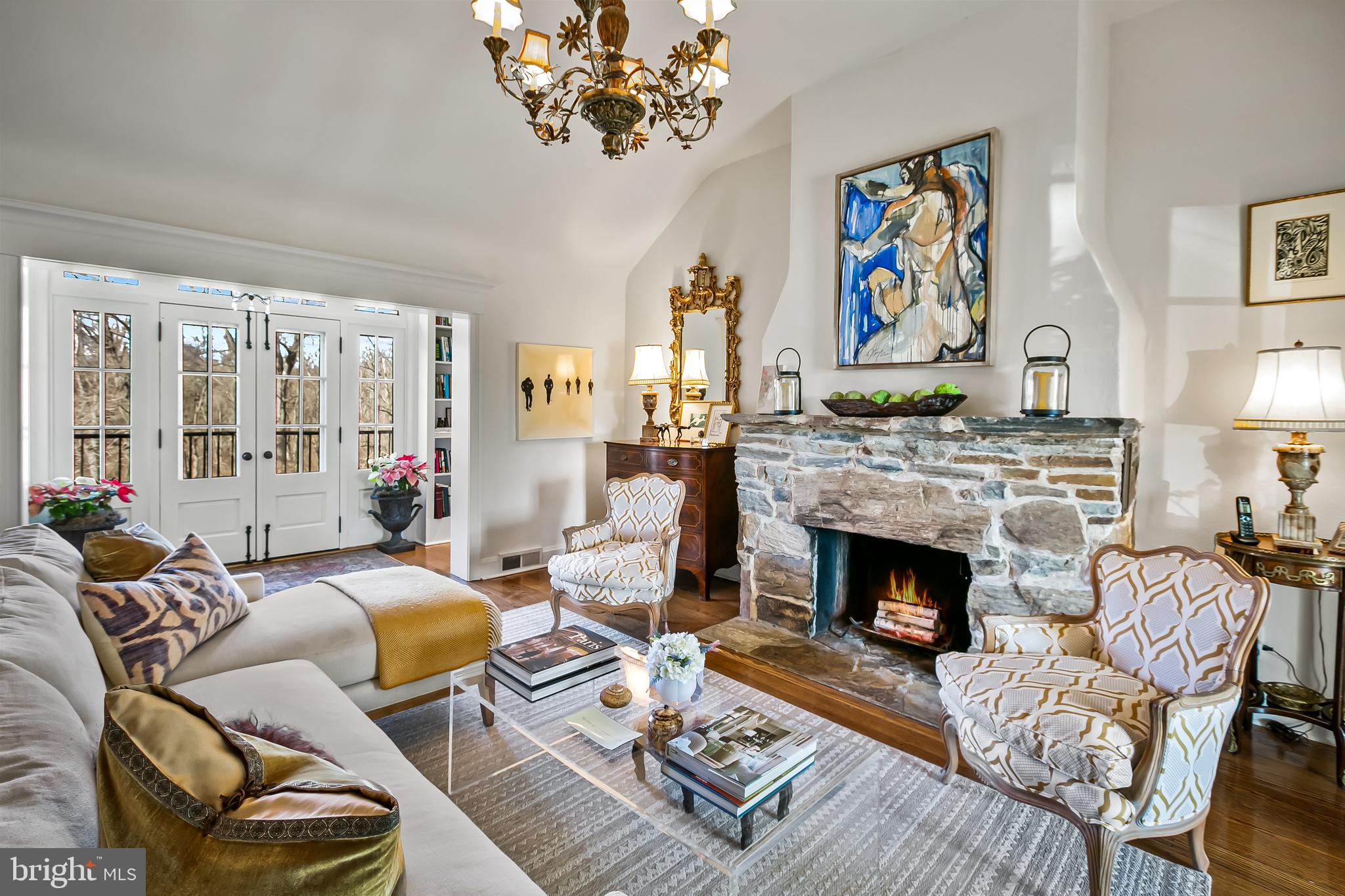 MY LADY'S MANOR - Residential