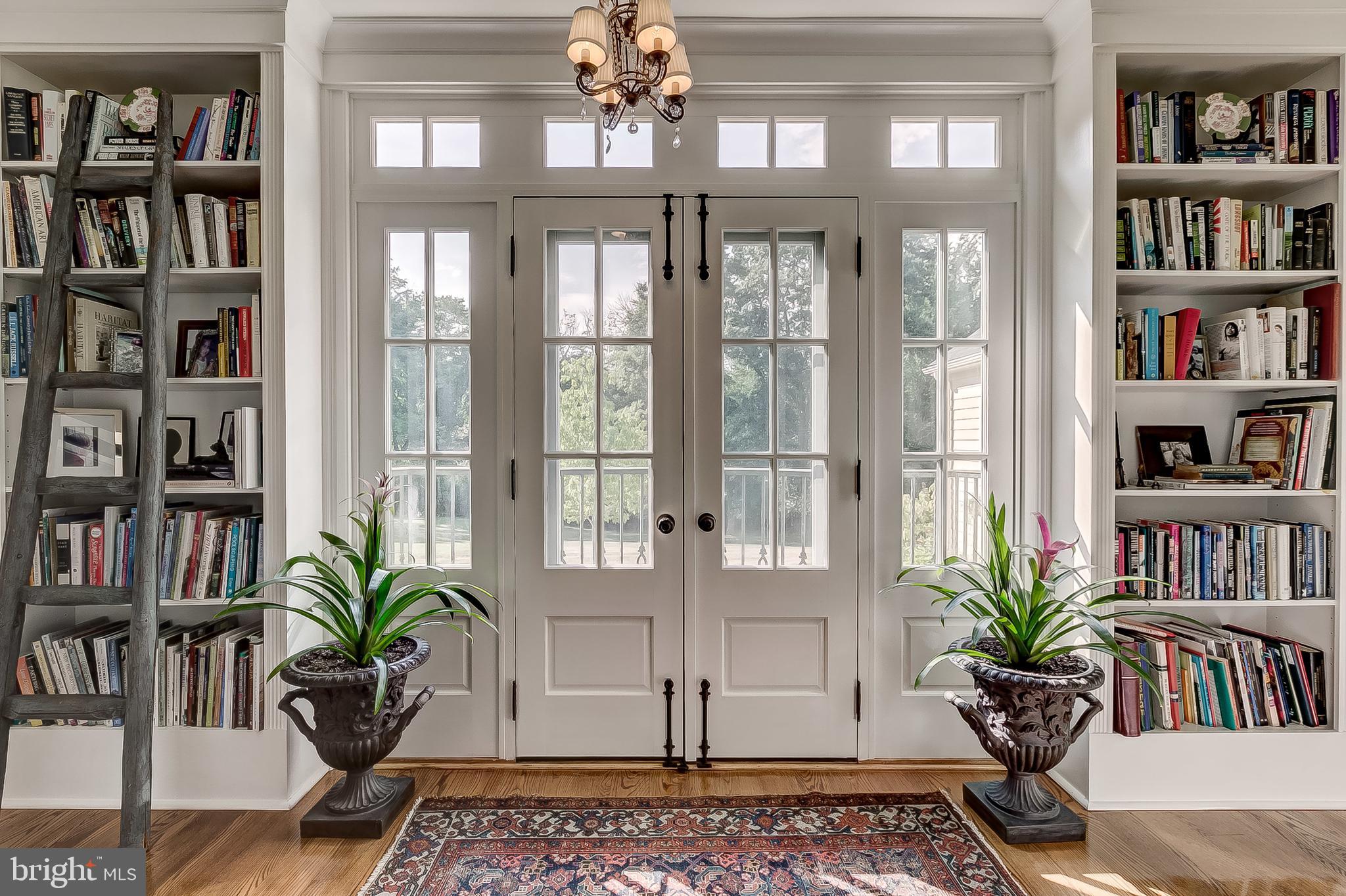 MY LADY'S MANOR - Residential