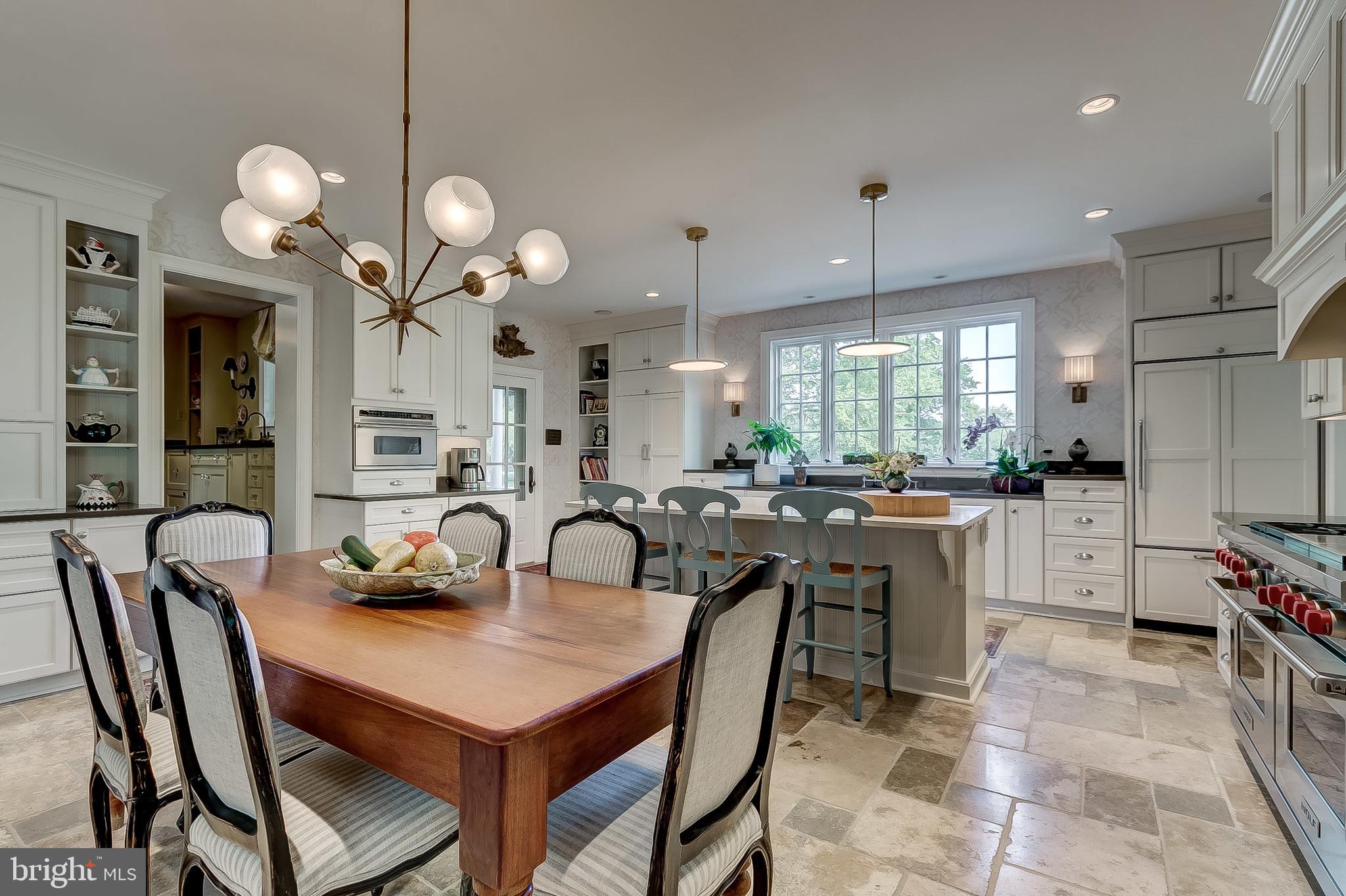 MY LADY'S MANOR - Residential