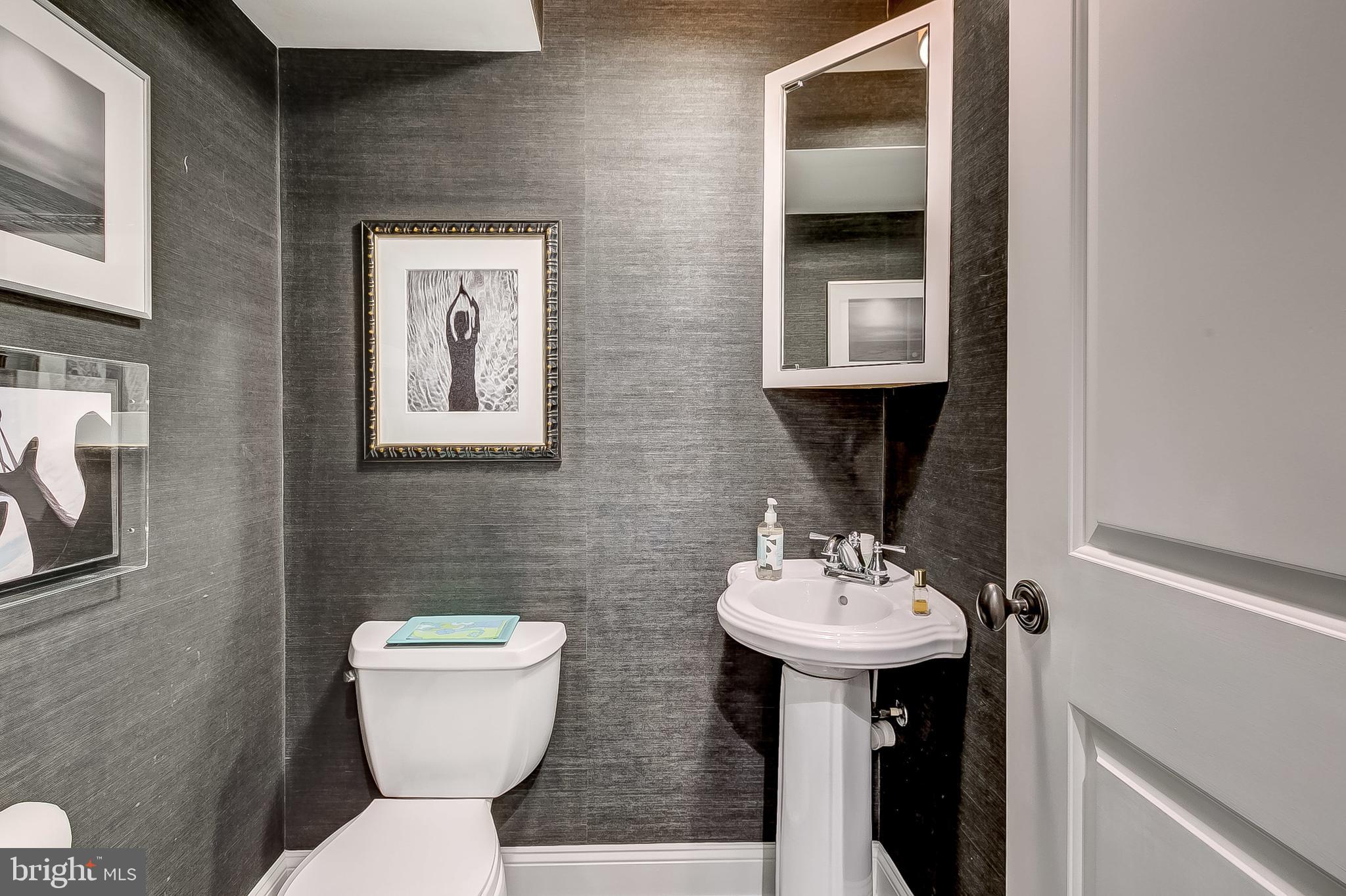 MY LADY'S MANOR - Residential