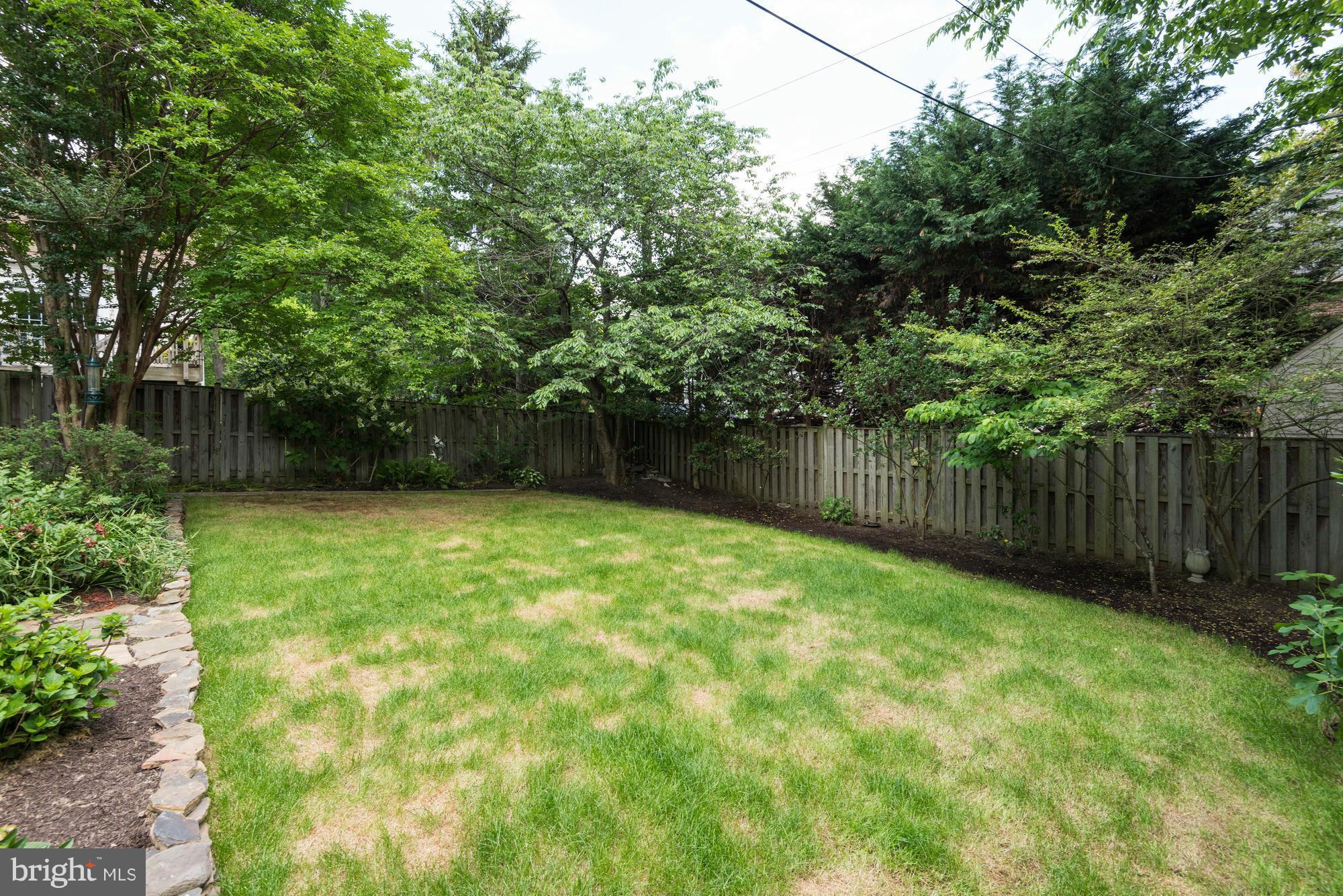 WAYCROFT WOODLAWN - Residential