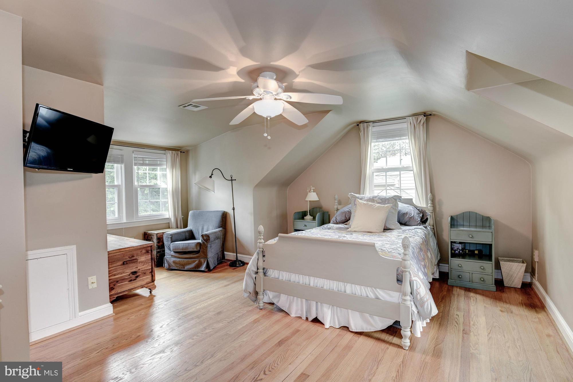 WAYCROFT WOODLAWN - Residential