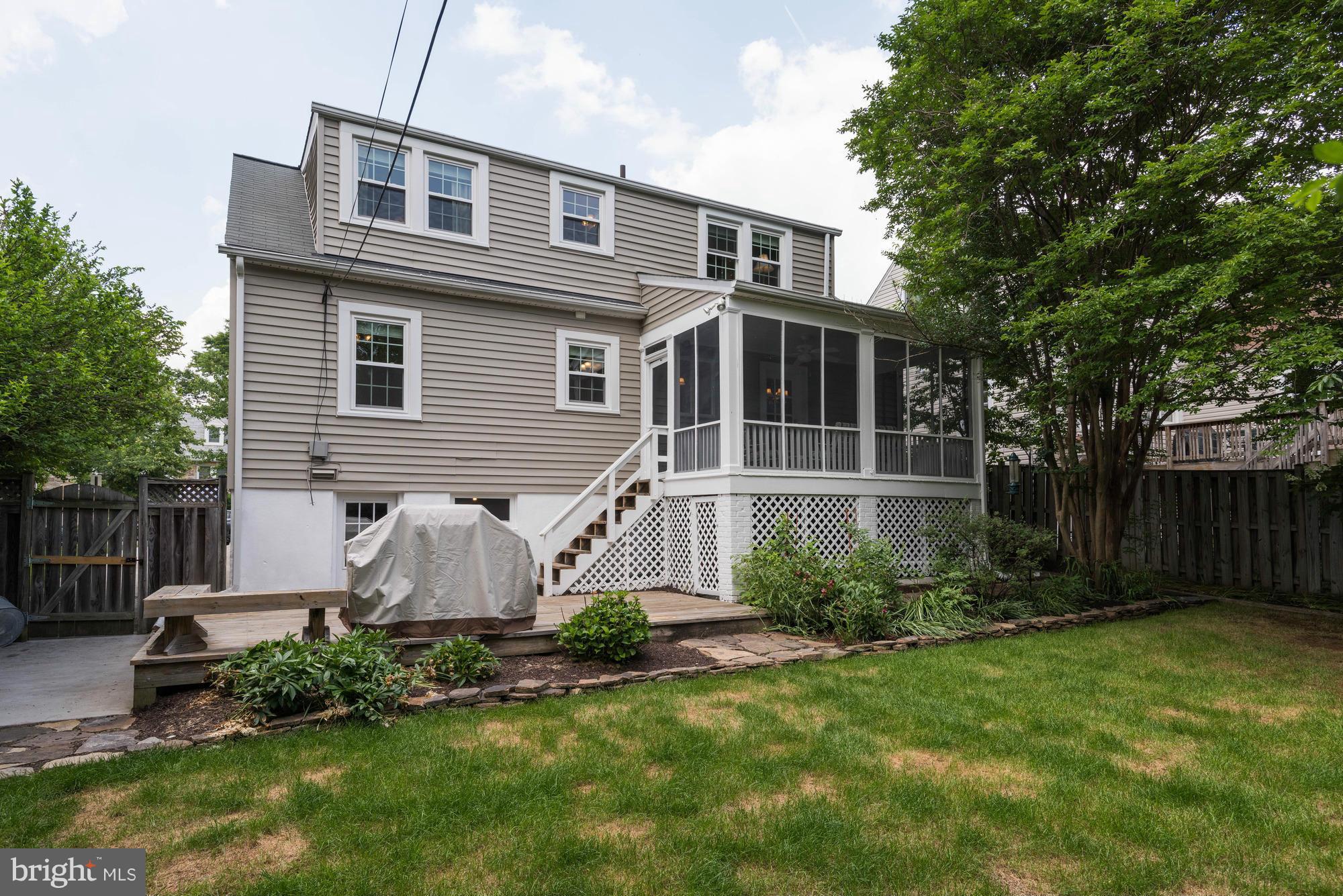 WAYCROFT WOODLAWN - Residential