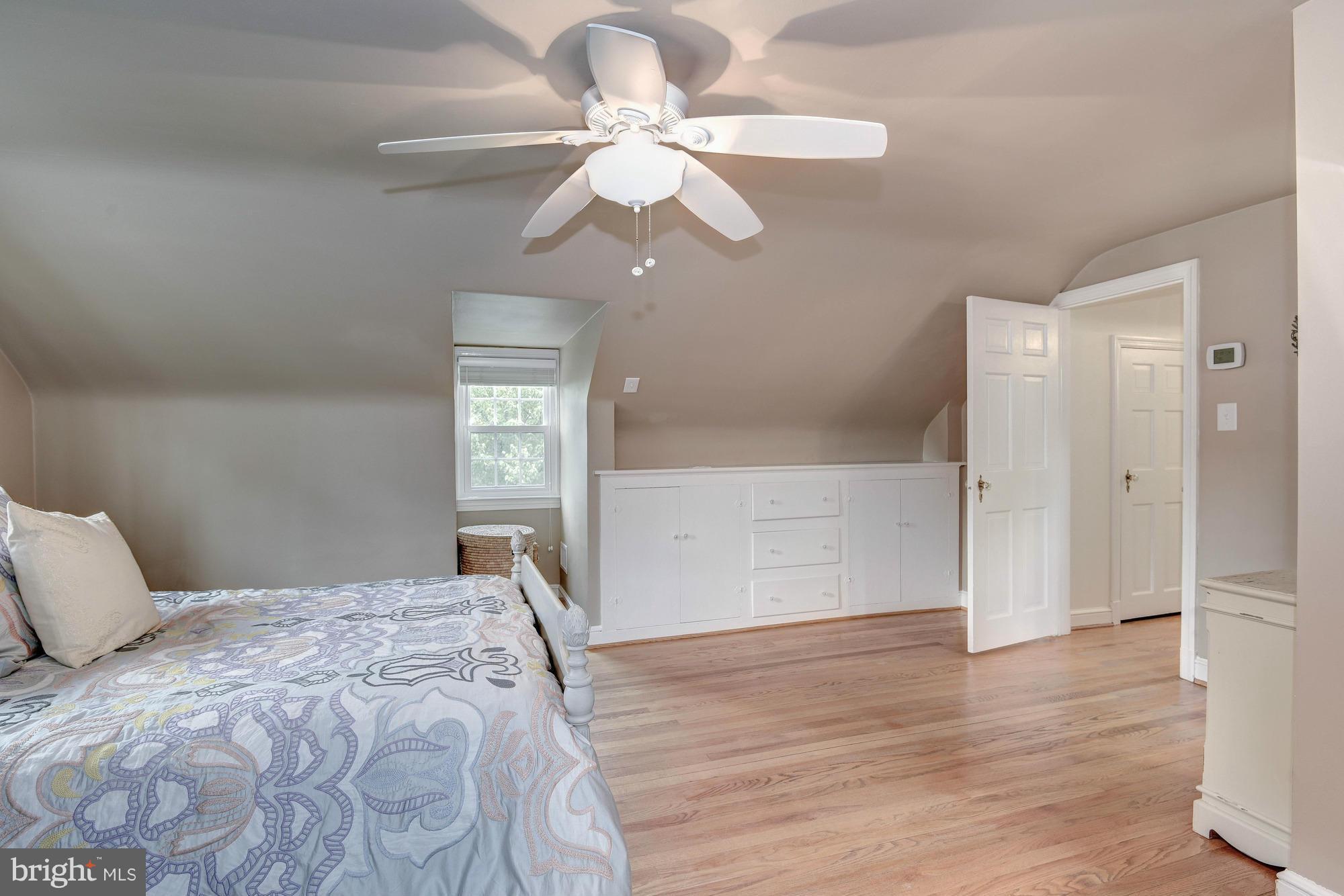 WAYCROFT WOODLAWN - Residential