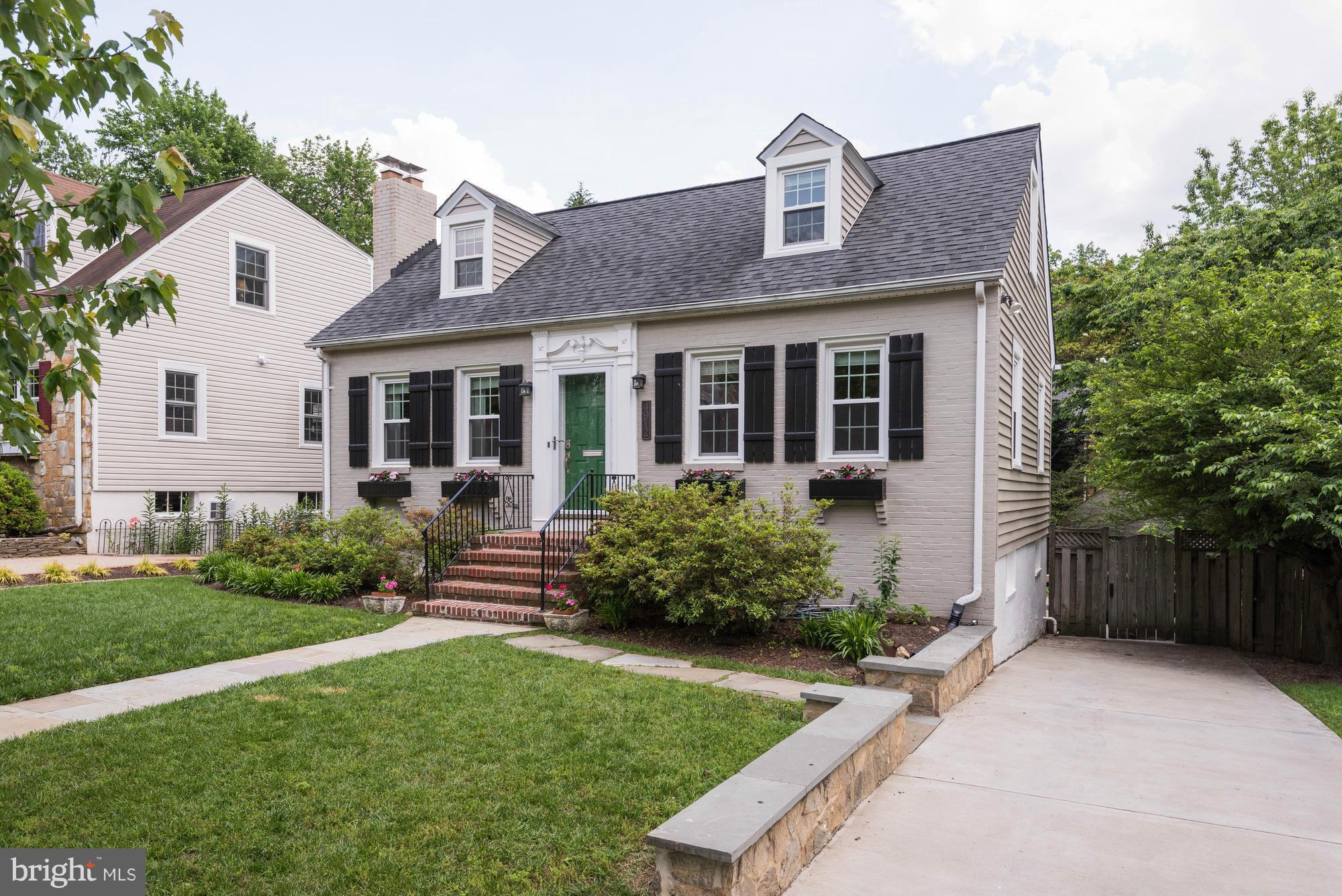 WAYCROFT WOODLAWN - Residential