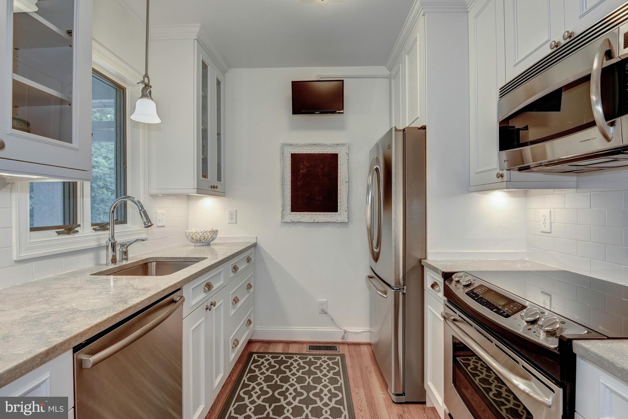 WAYCROFT WOODLAWN - Residential