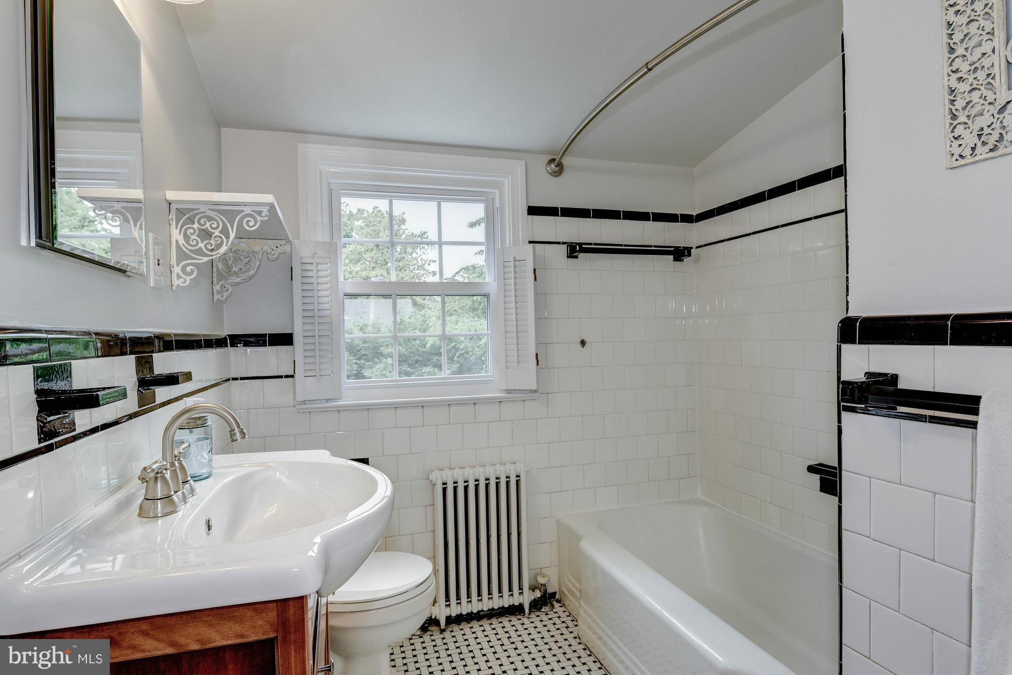 WAYCROFT WOODLAWN - Residential