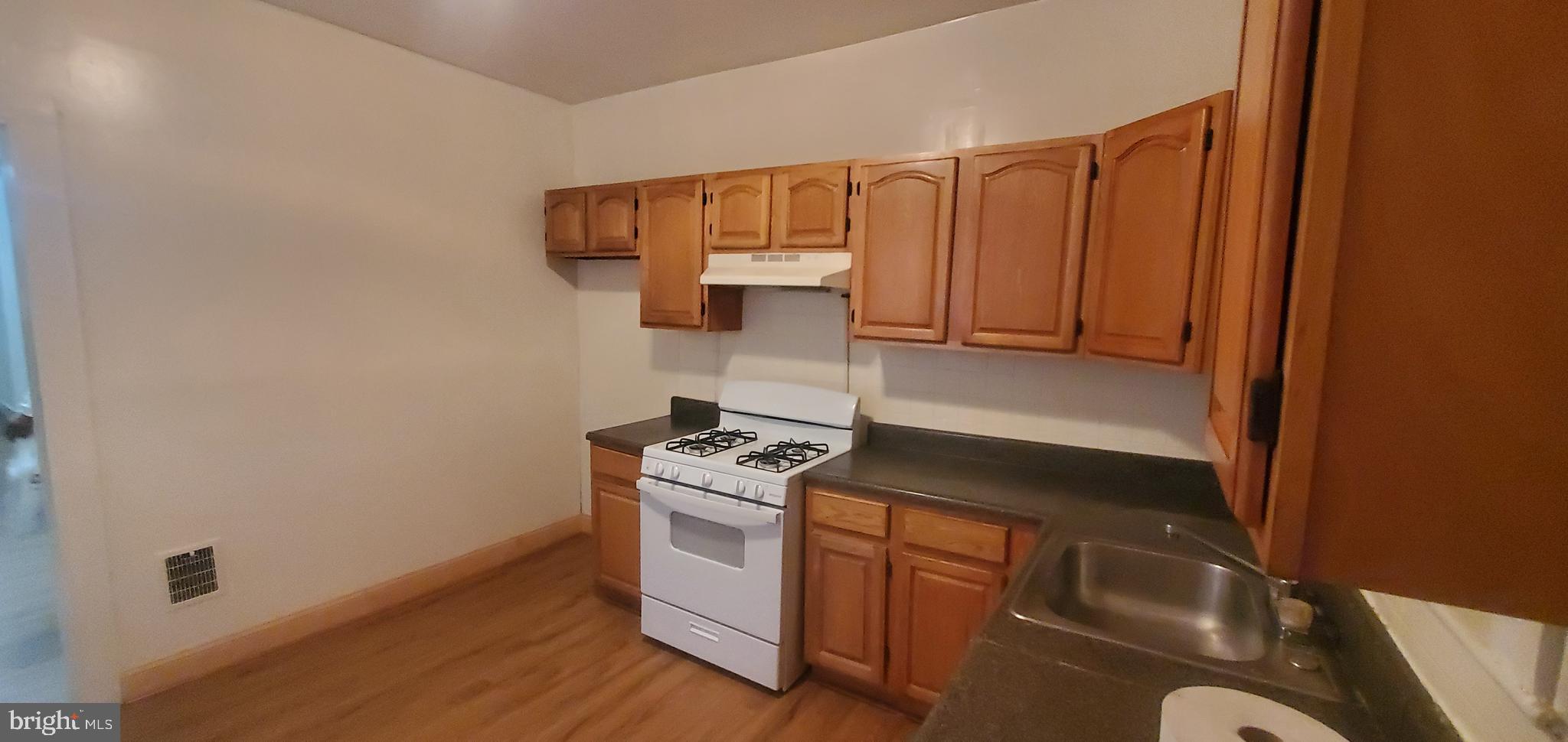 WEST PHILADELPHIA - Residential